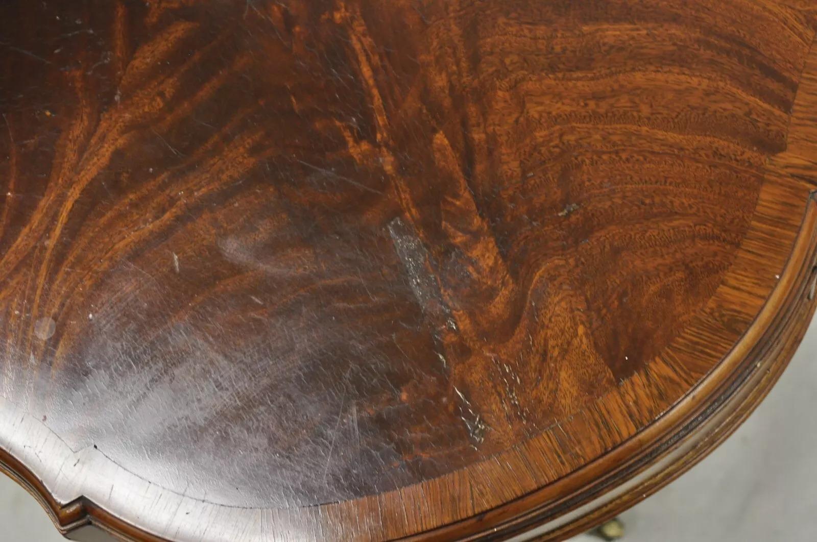 Vintage Regency Style Flamed Mahogany Four Drawer Pedestal Base Lamp Table For Sale 4