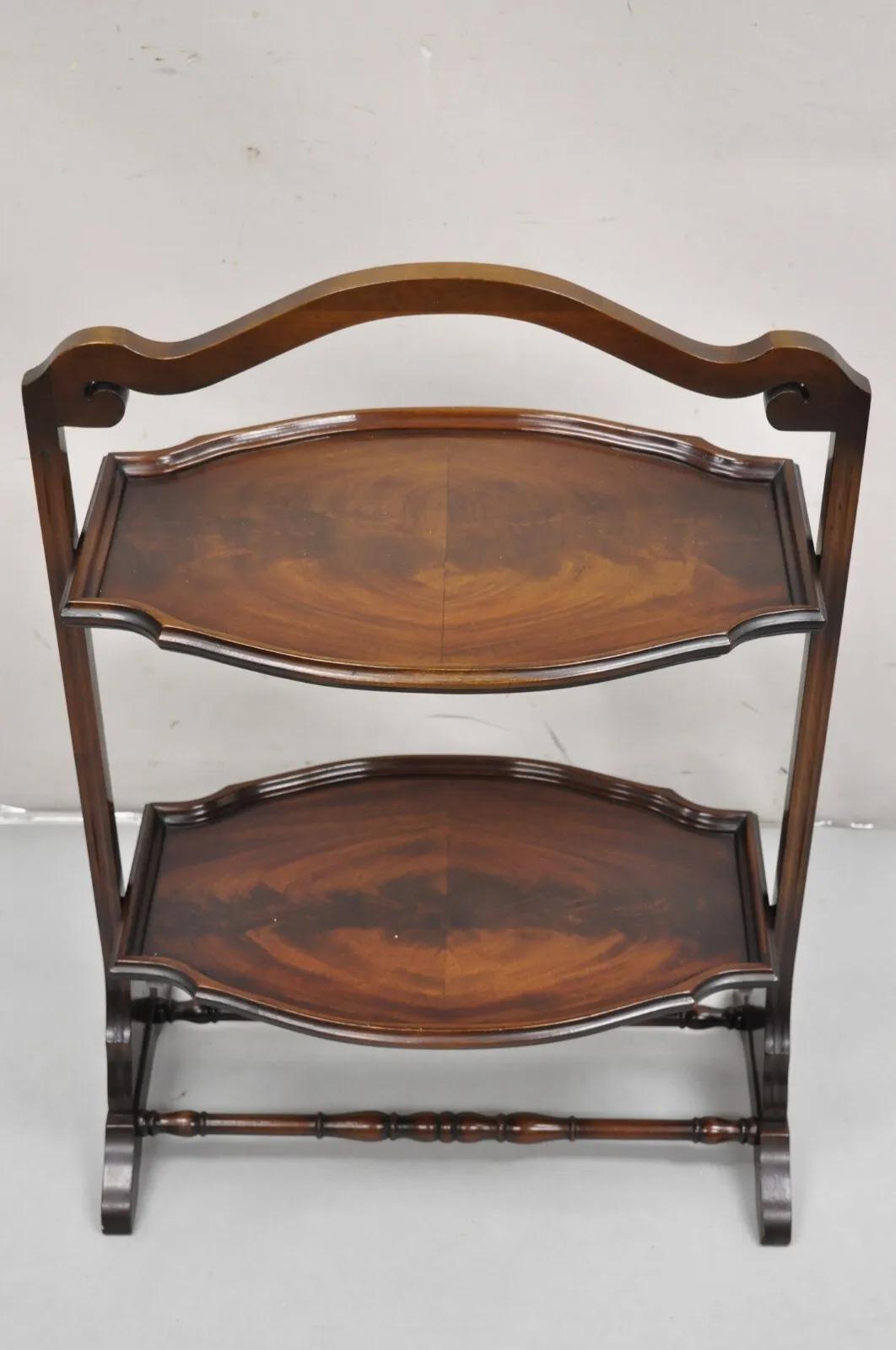 Vintage Regency Style Mahogany 2 Tier Folding Muffin Cake Stand Side Table In Good Condition For Sale In Philadelphia, PA