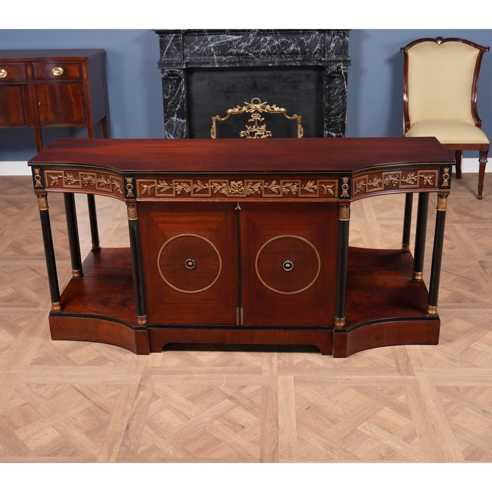 De Niagara Furniture, un buffet vintage de style Regency en bon état d'origine, tel qu'il a été trouvé.

Le buffet Vintage Regency a tout ce qu'il faut pour devenir le point central de votre salle à manger, de votre entrée, de votre bureau ou de