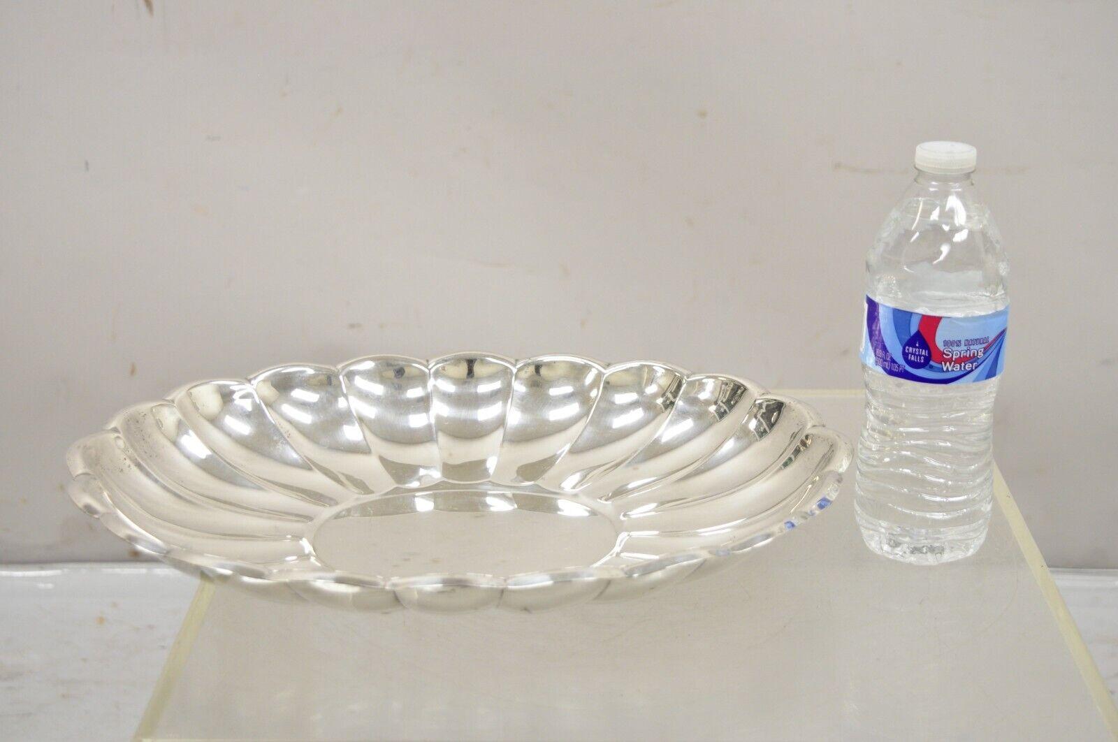 Vintage Regency Style Silver Plated Scalloped Oval Serving Platter Fruit Bowl For Sale 4