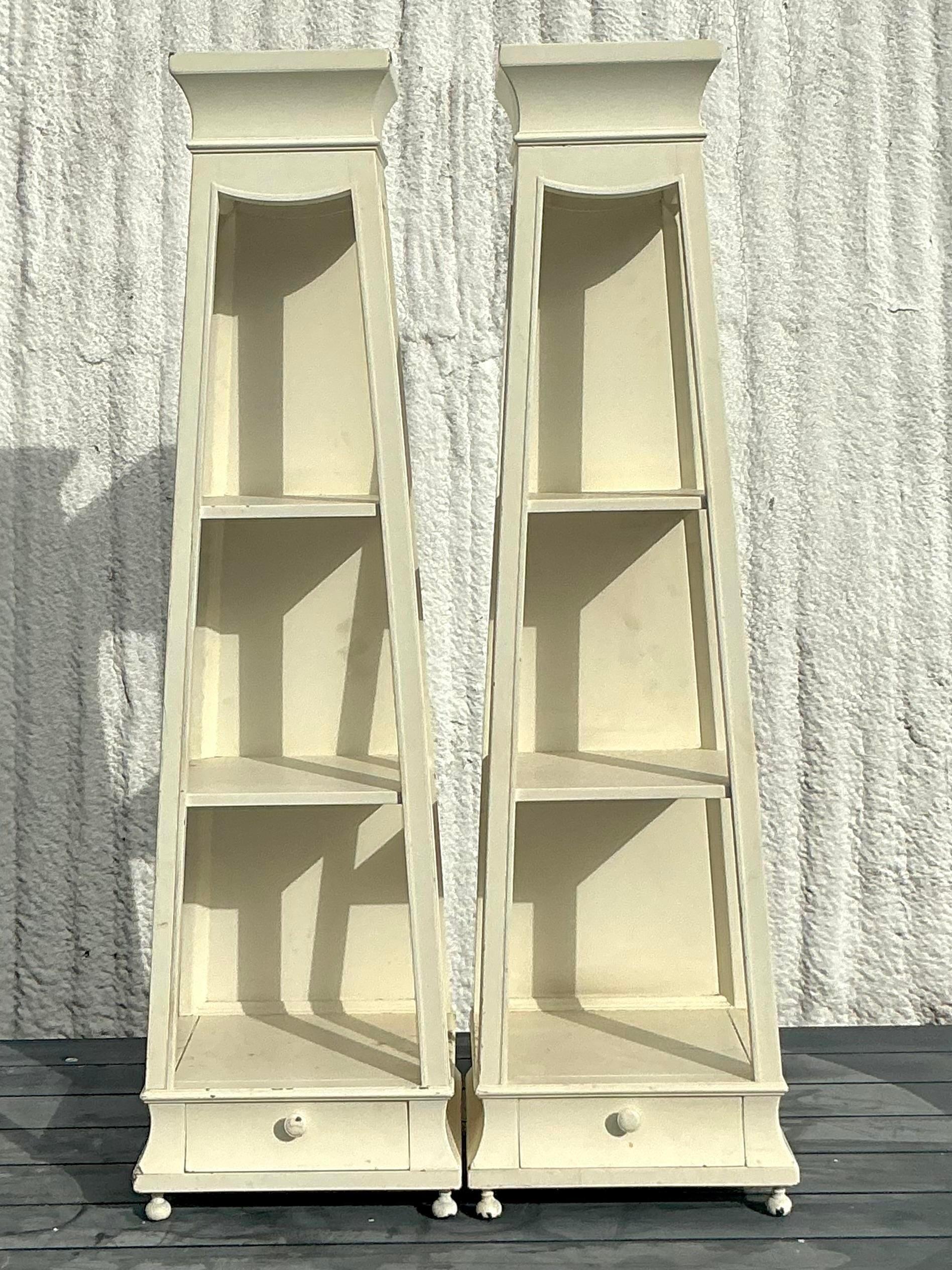 Etagere da tavolo Regency d'epoca - una coppia in vendita 4