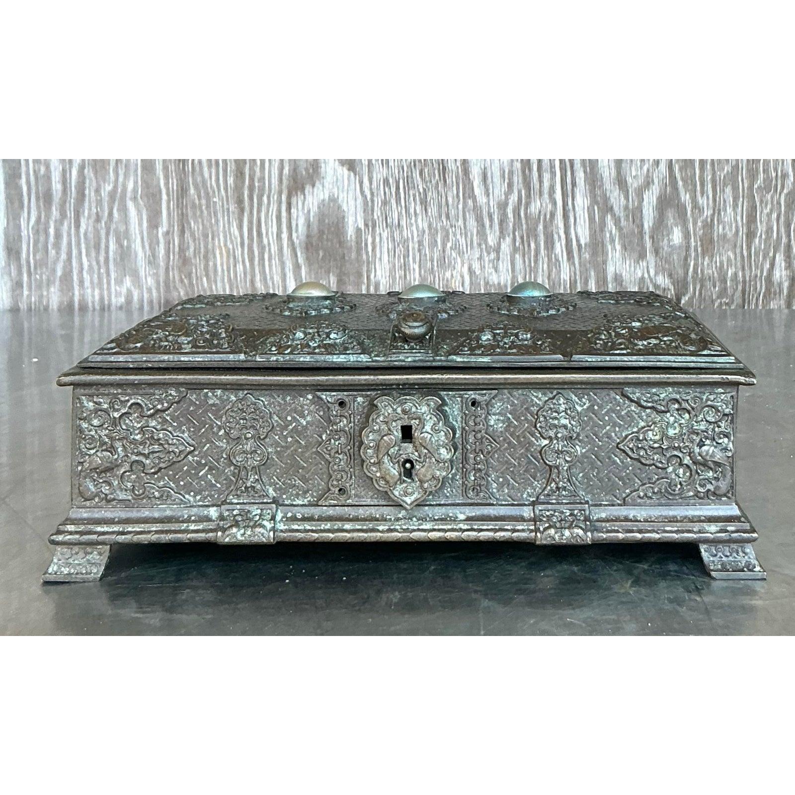 Scatola di bronzo d'epoca Regency Tiffany Studios in vendita 3