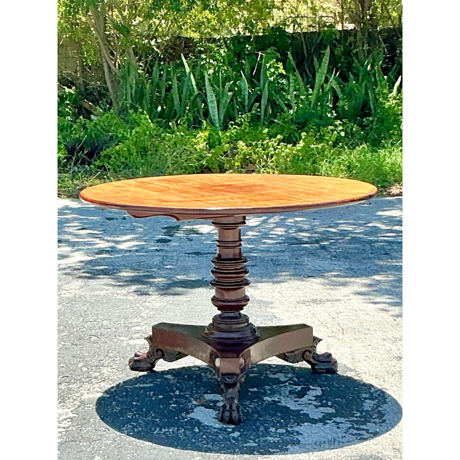 Vintage Regency Tilt Top Table In Good Condition For Sale In West Palm Beach, FL