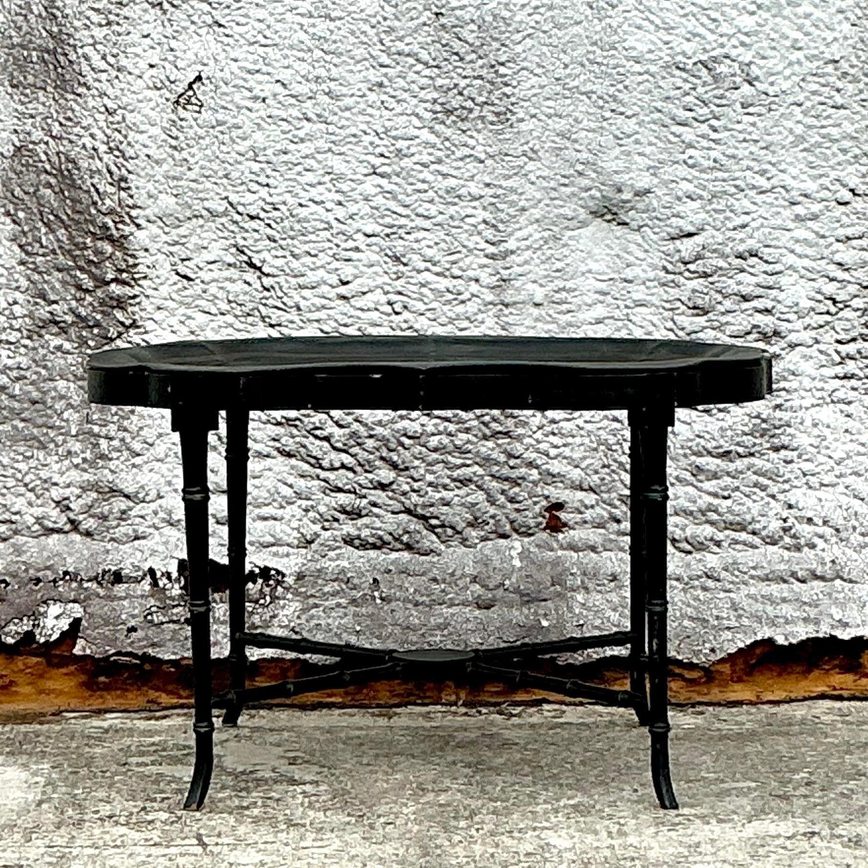 Table à fruits Regency vintage en tôle en vente 1