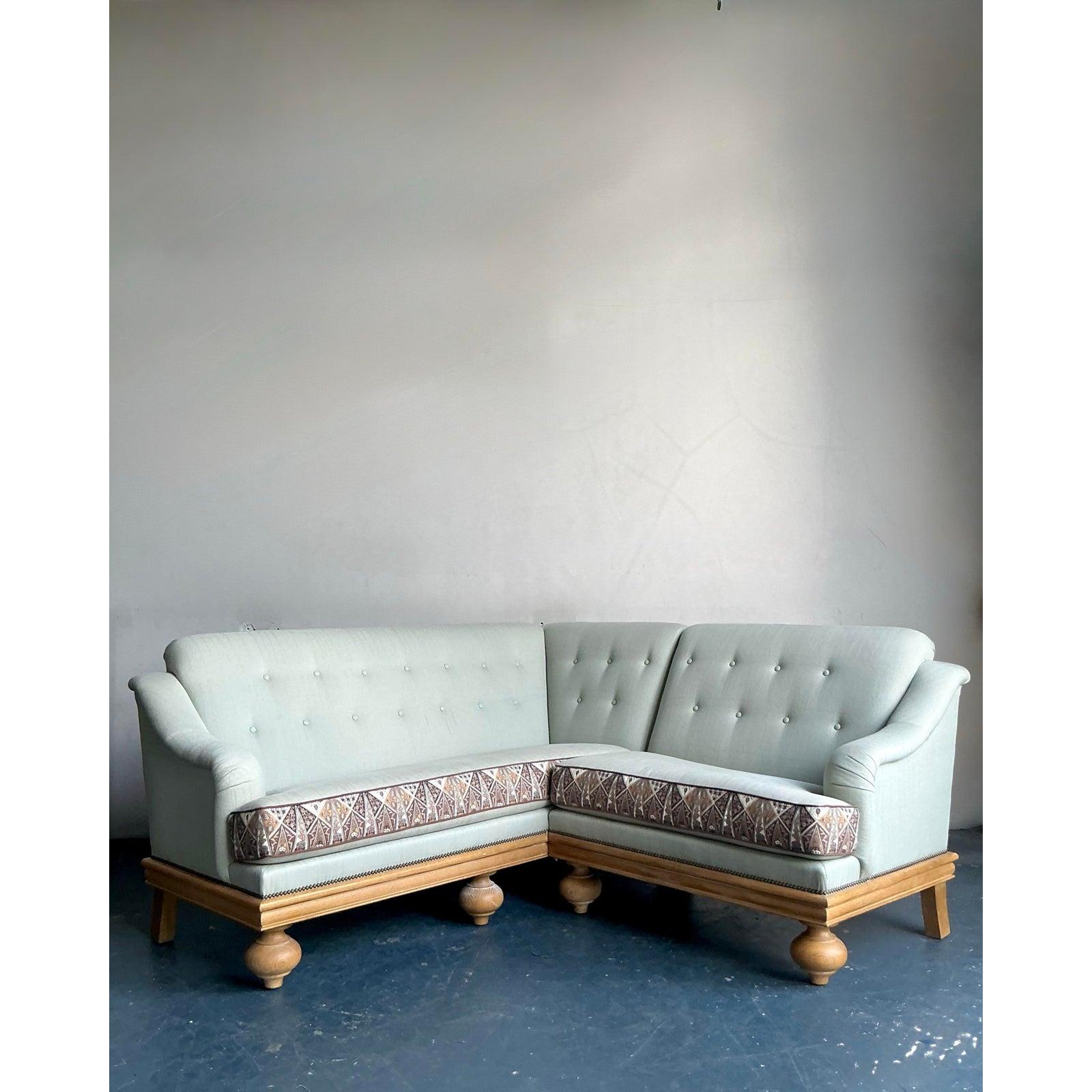 Vintage Regency Tomlinson Gestepptes Sektionssofa im Zustand „Gut“ im Angebot in West Palm Beach, FL