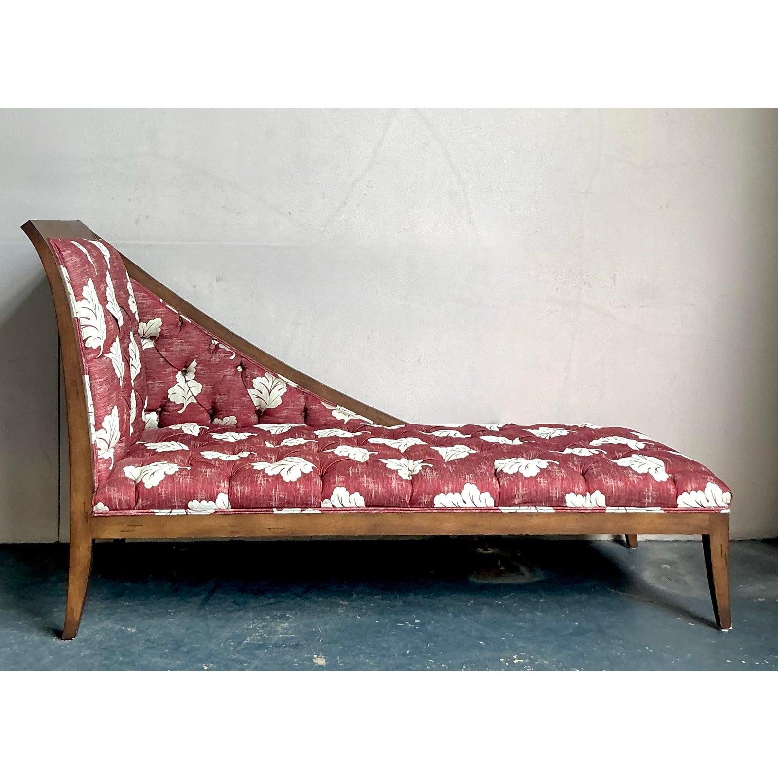 Américain Chaise longue touffetée Vintage Regency en vente