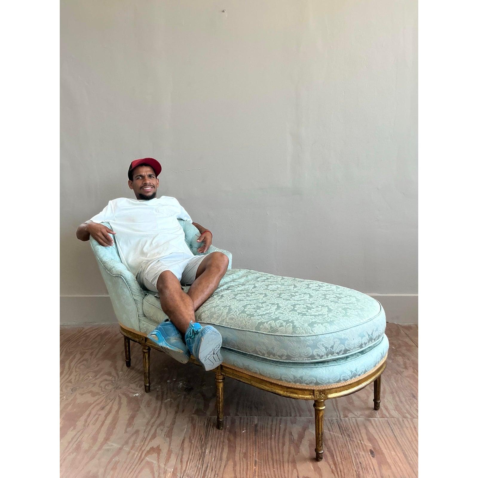 20ième siècle Chaise longue en jacquard touffeté Vintage Regency en vente