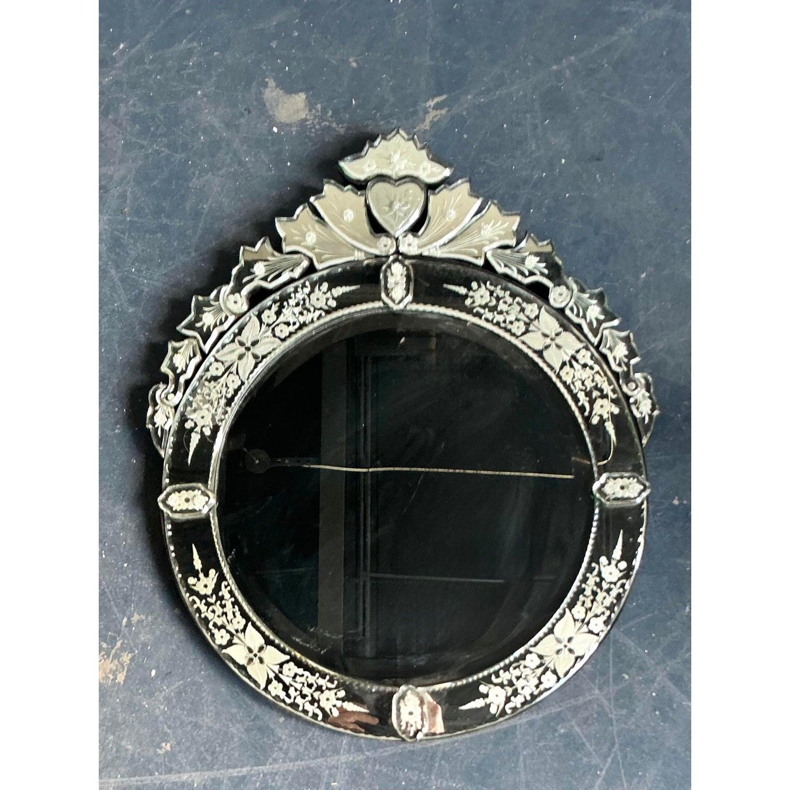 Miroir Vintage Regency de style vénitien Bon état - En vente à West Palm Beach, FL