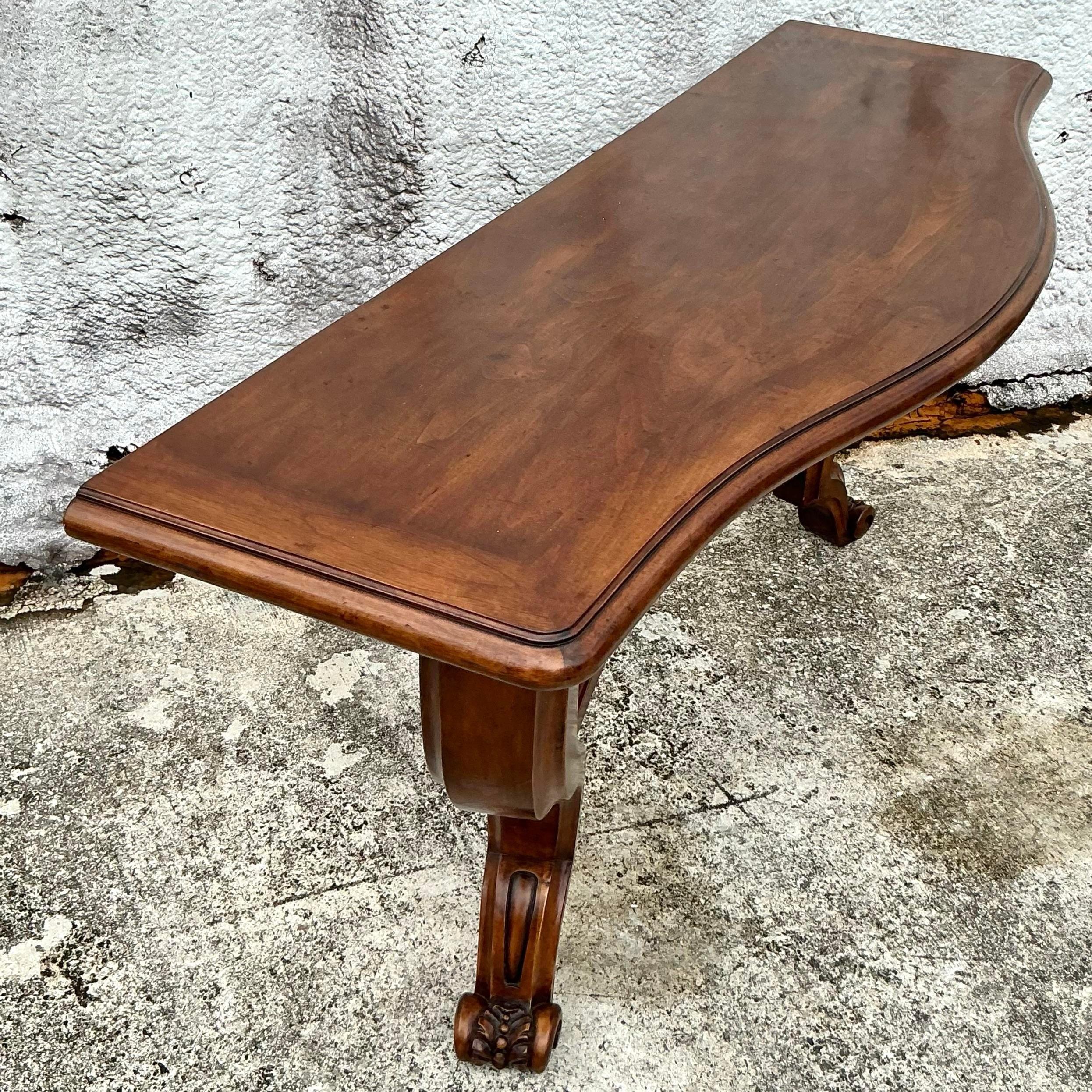 Console murale Regency vintage en bois sculpté en vente 2