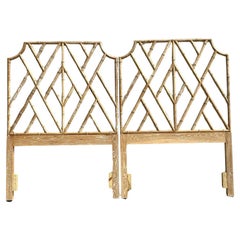 Set von 2 gewaschenen chinesischen Chippendale-Kopfteils im Regency-Stil