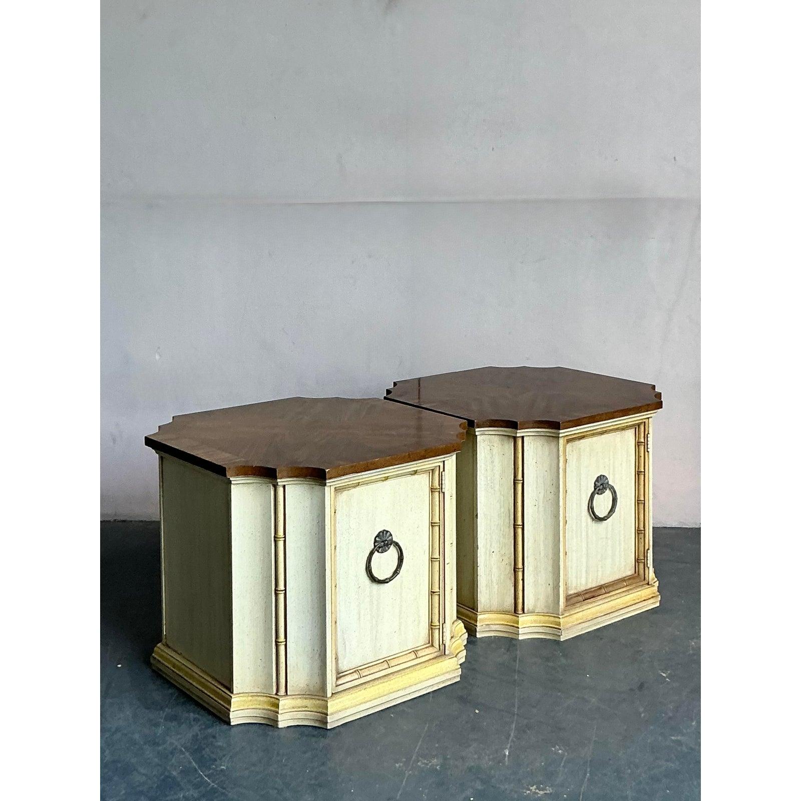 Vintage Regency Weiman Notched Side Tables - A Pair For Sale 1