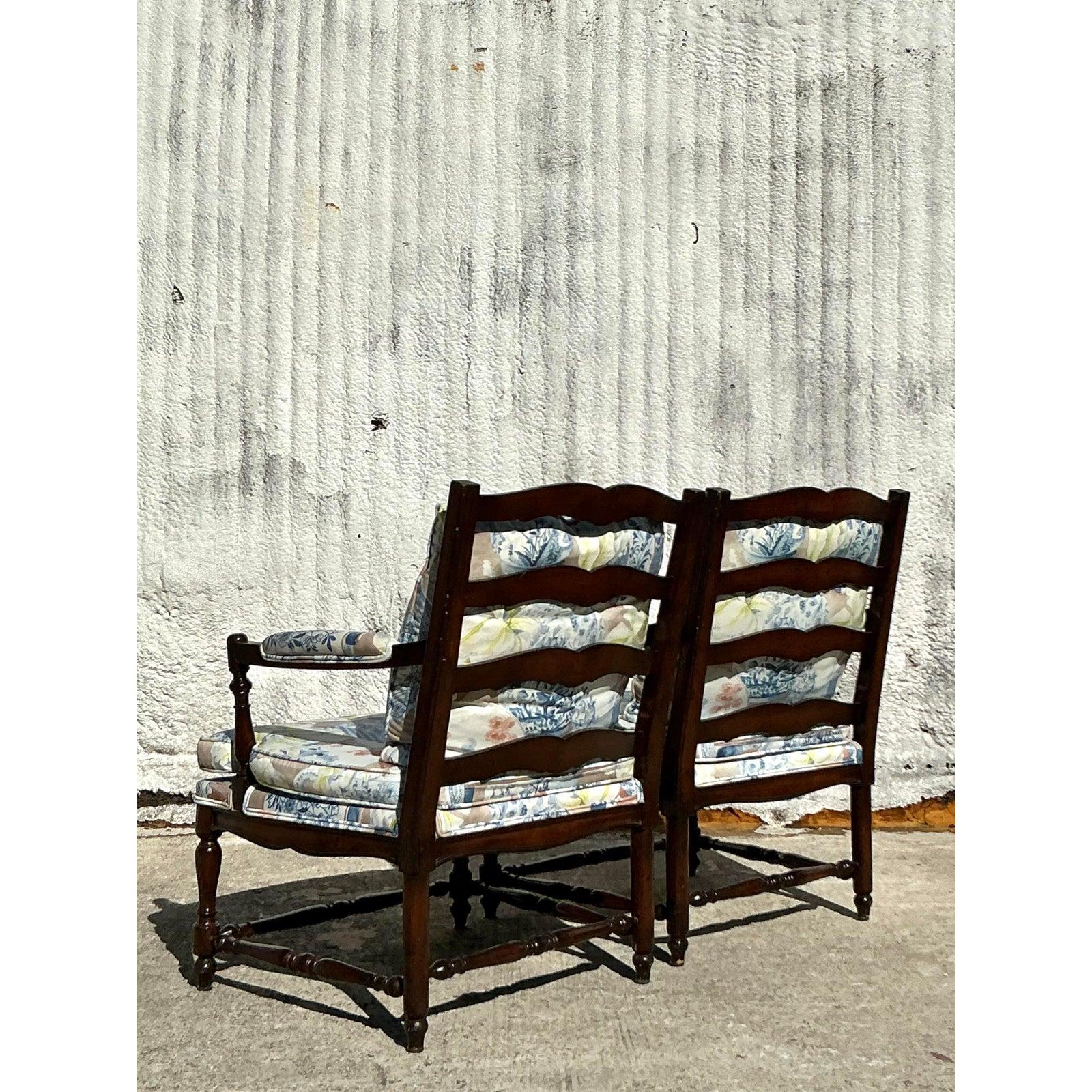 Chaises Vintage Regency en Wood a Frame - Une Paire en vente 1