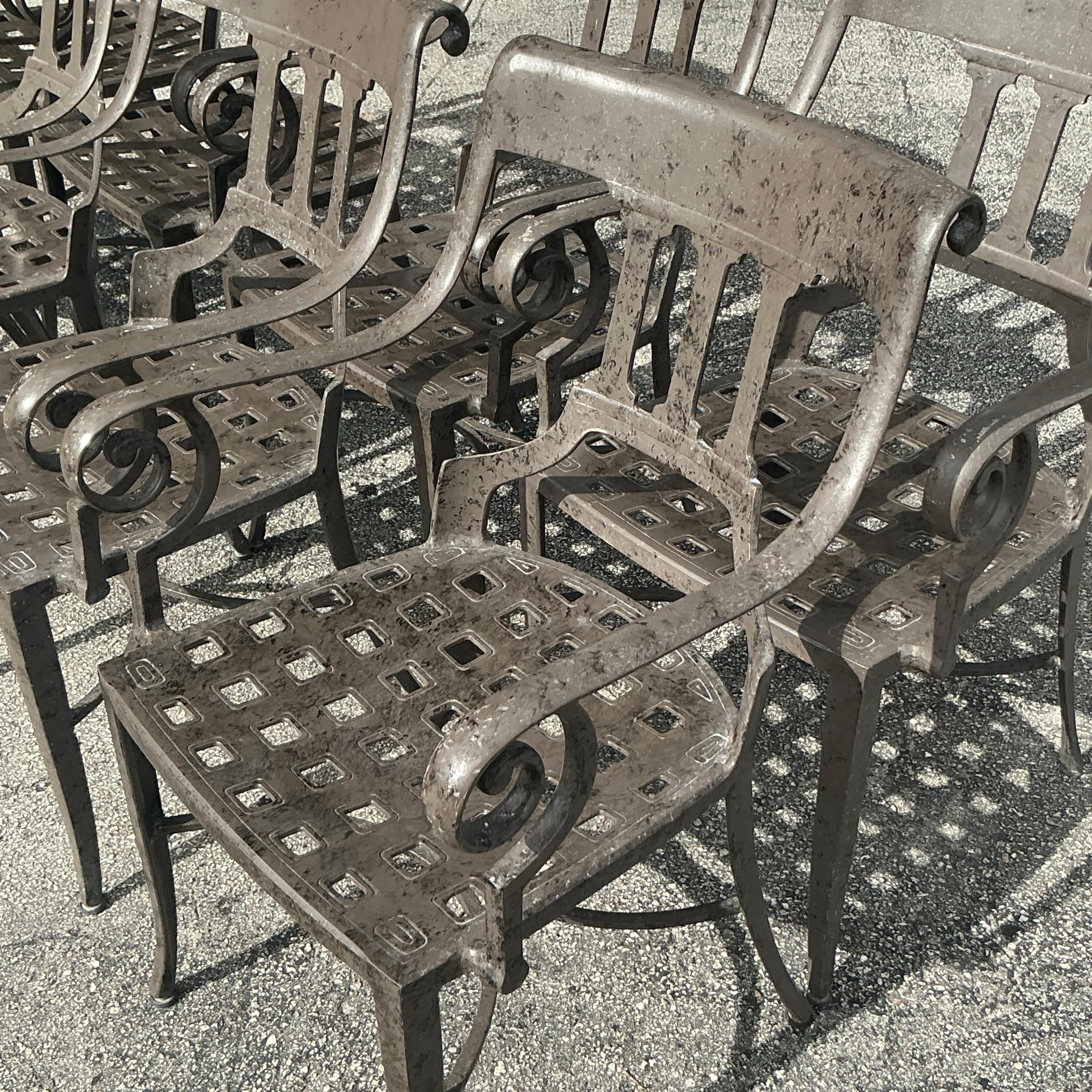 Sedie da pranzo in ferro battuto Vintage Regency - Set di 8 sedie in vendita 1
