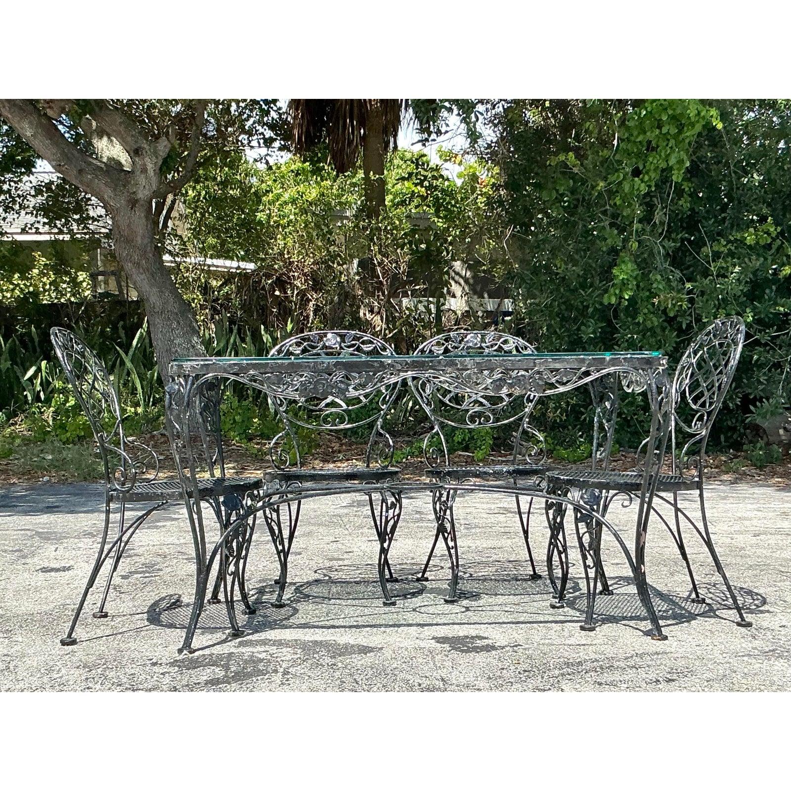 American Vintage Regency Wrought Iron Outdoor Dining Set of 5 For Sale