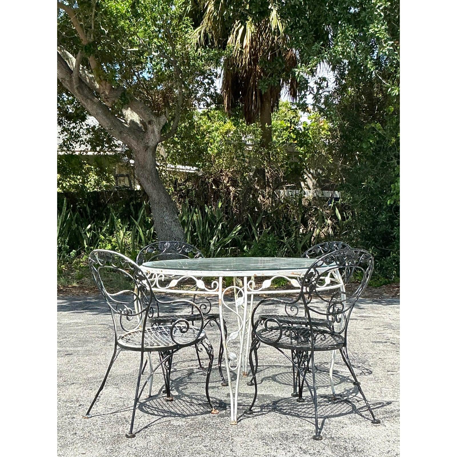 20th Century Vintage Regency Wrought Iron Outdoor Dining Set of 5 For Sale