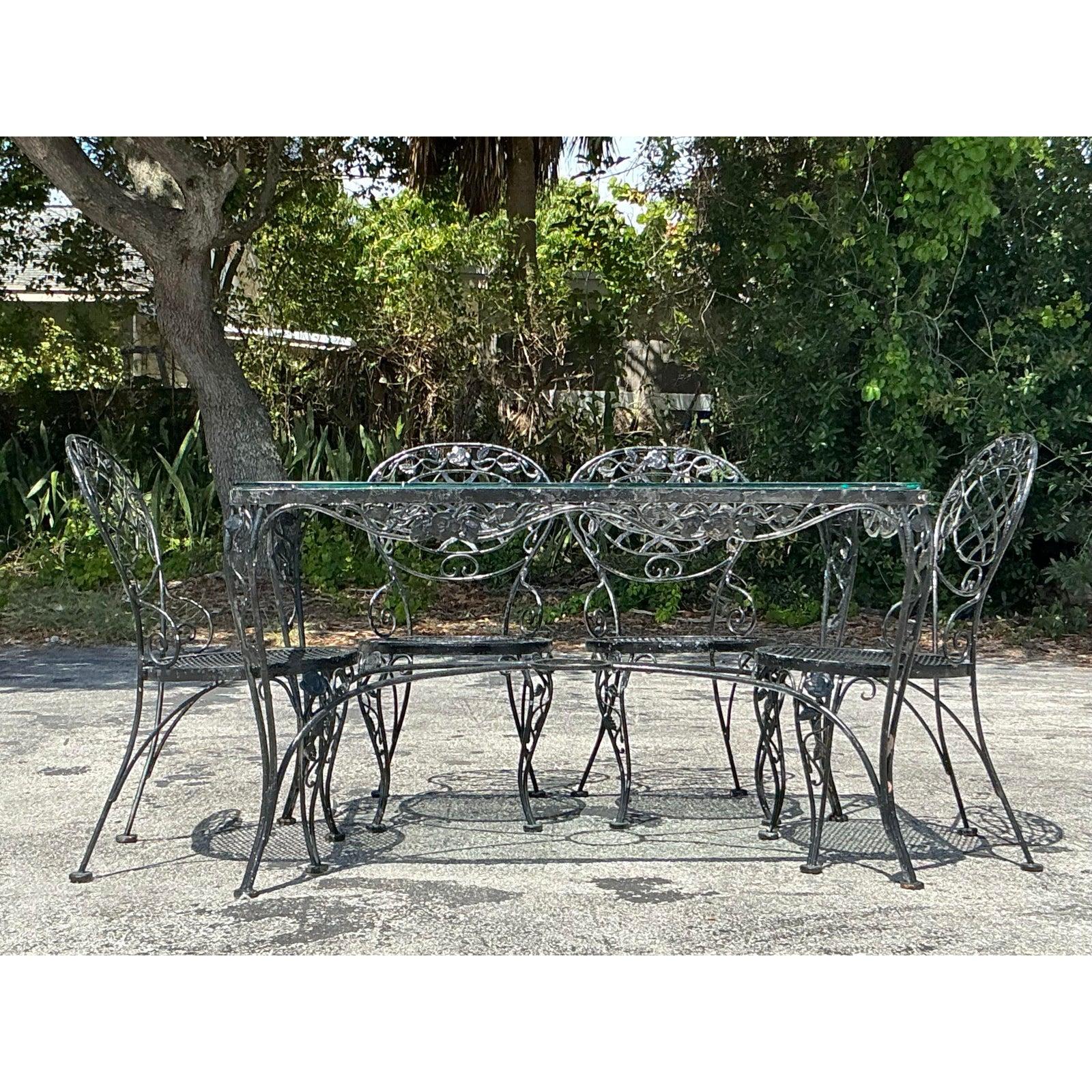 20th Century Vintage Regency Wrought Iron Outdoor Dining Set of 5 For Sale