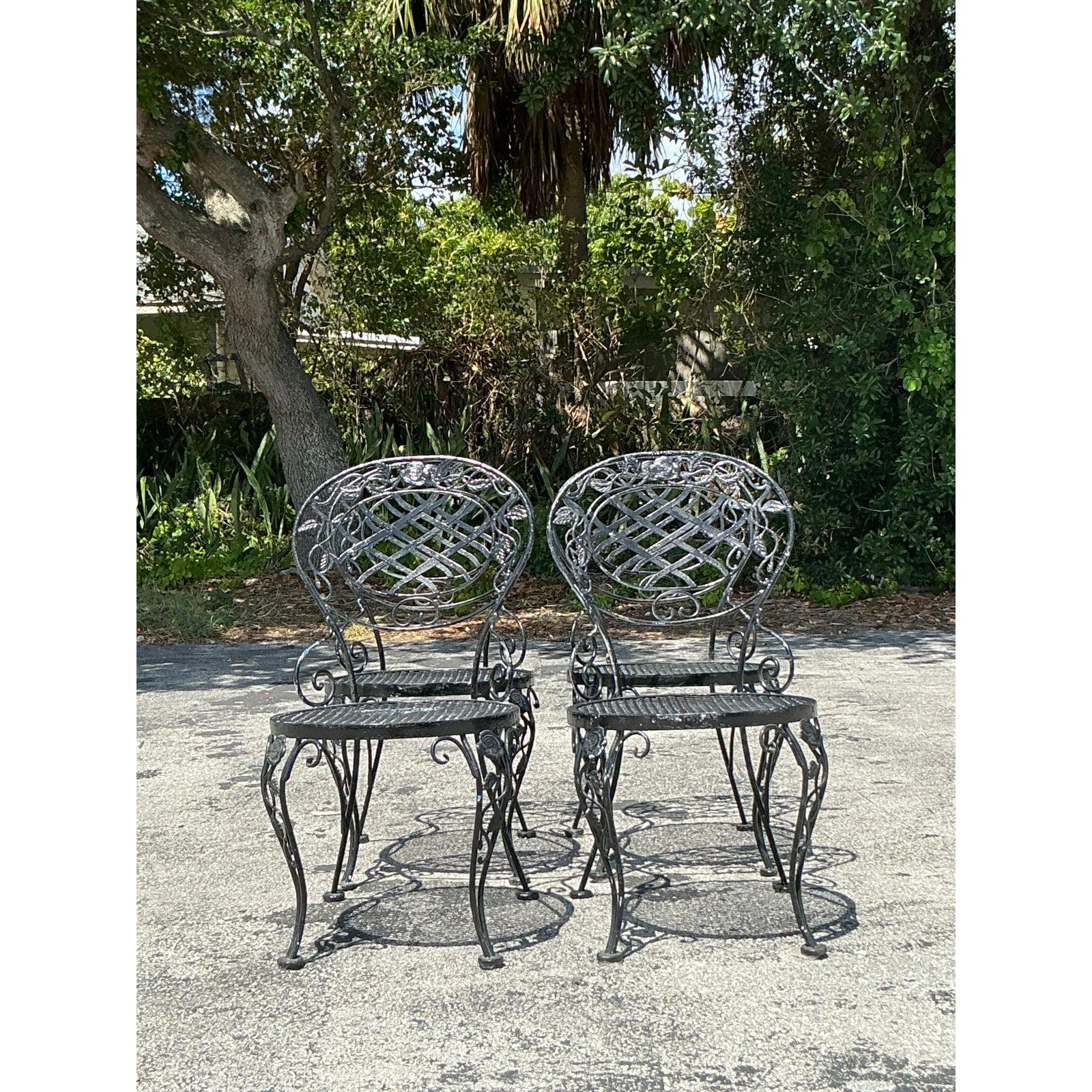 Vintage Regency Wrought Iron Outdoor Dining Set of 5 For Sale 3