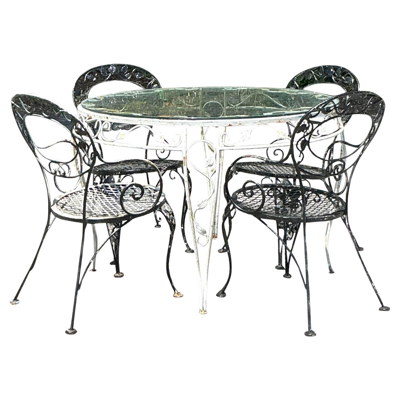 Vintage Regency Wrought Iron Outdoor Dining Set of 5 For Sale