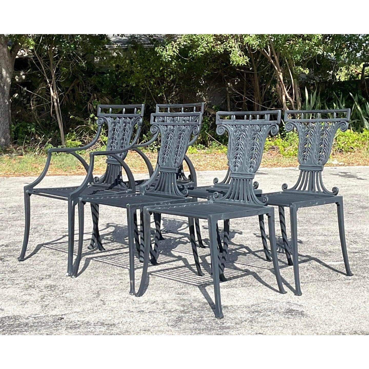 Sedie da pranzo per esterni a volute in ferro battuto vintage Regency - Set di 6 in vendita 3