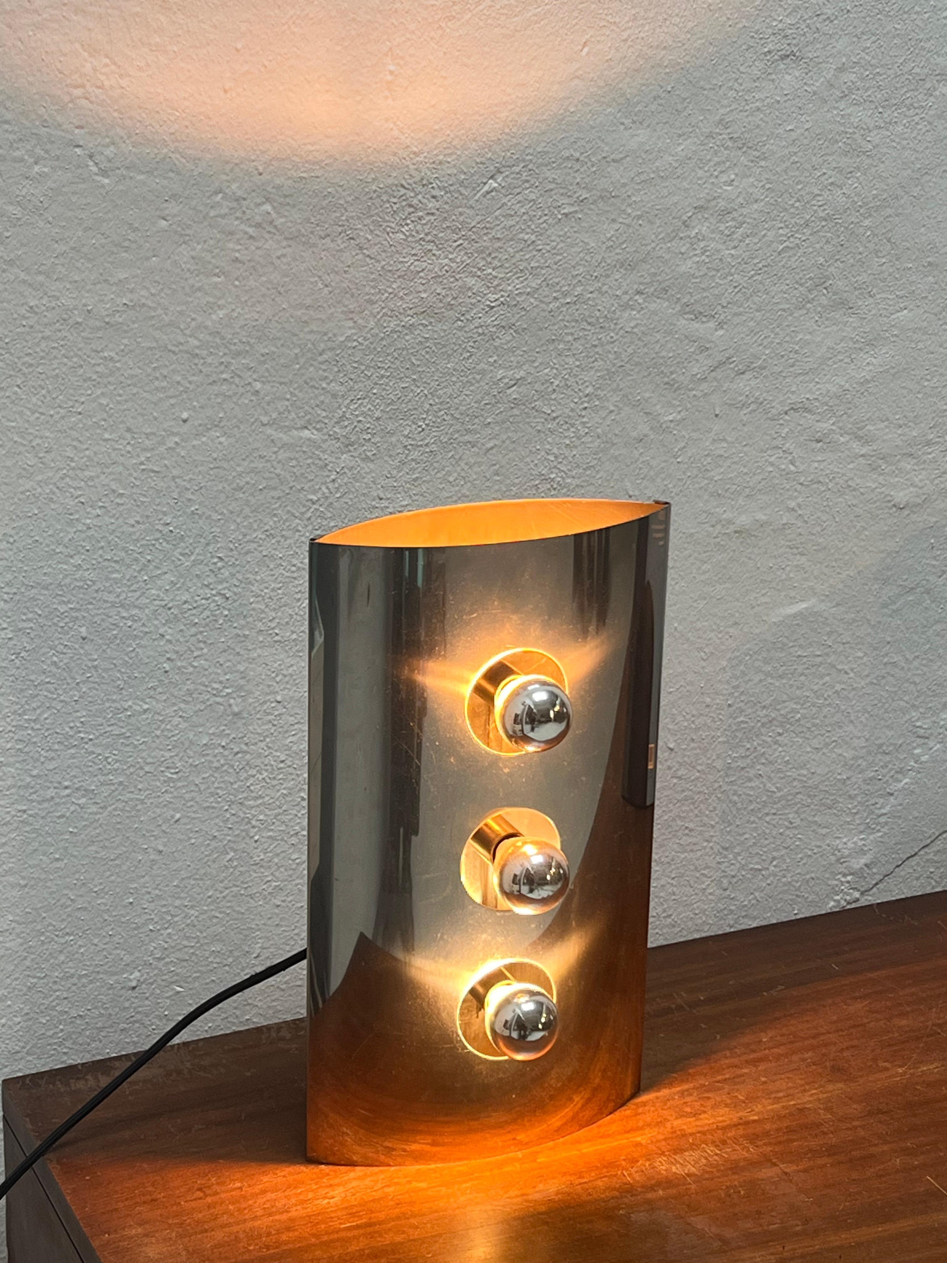 Acier inoxydable Lampe de bureau Reggiani en acier inoxydable, ère spatiale italienne, années 1960 en vente