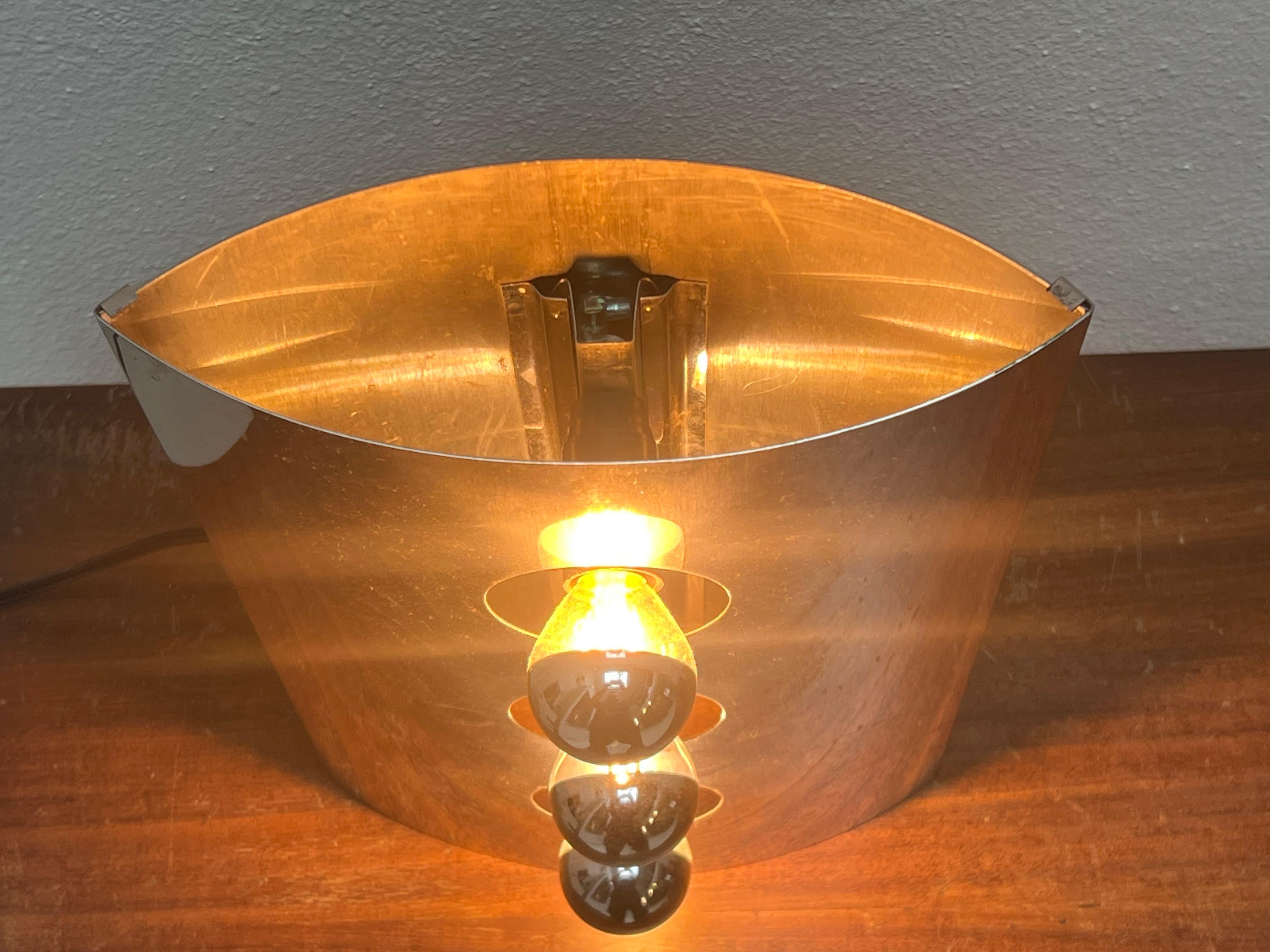 Lampe de bureau Reggiani en acier inoxydable, ère spatiale italienne, années 1960 en vente 2