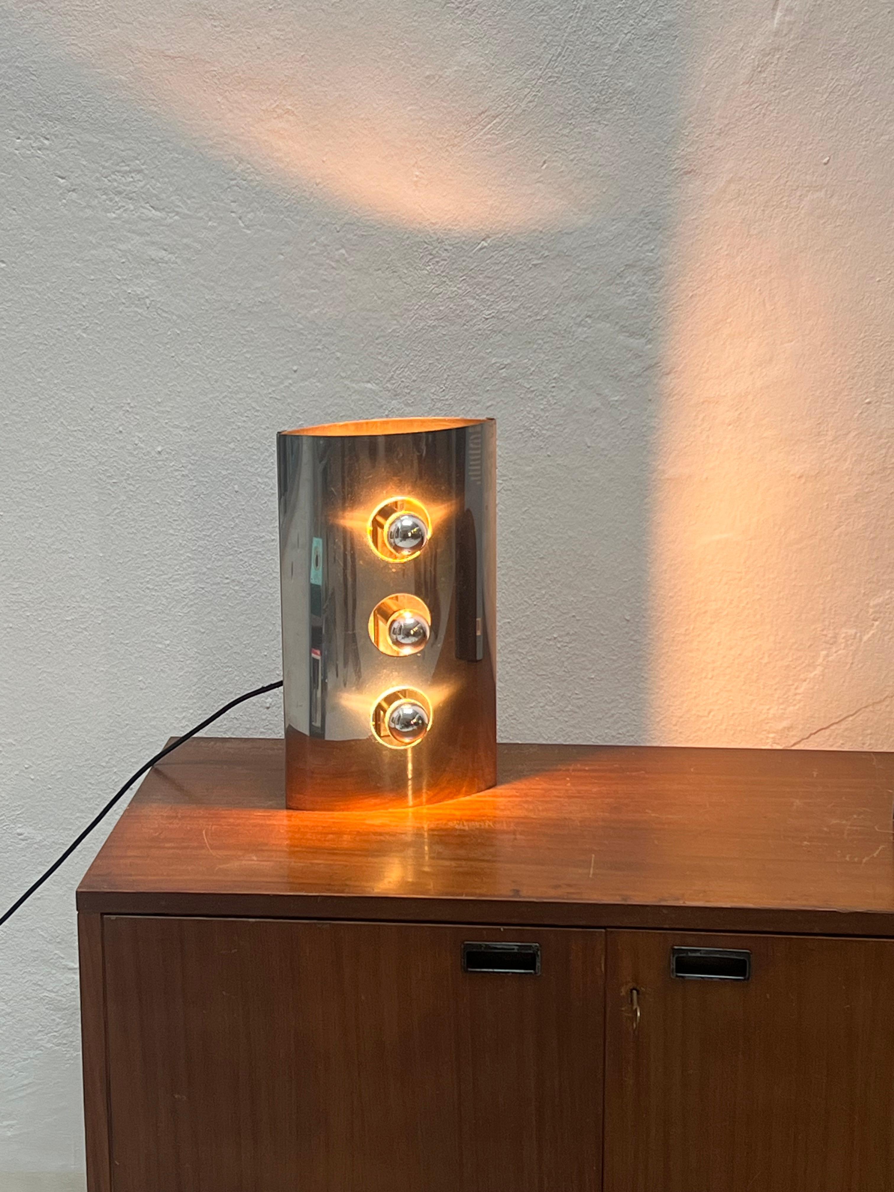 Lampe de bureau Reggiani en acier inoxydable, ère spatiale italienne, années 1960 en vente 3