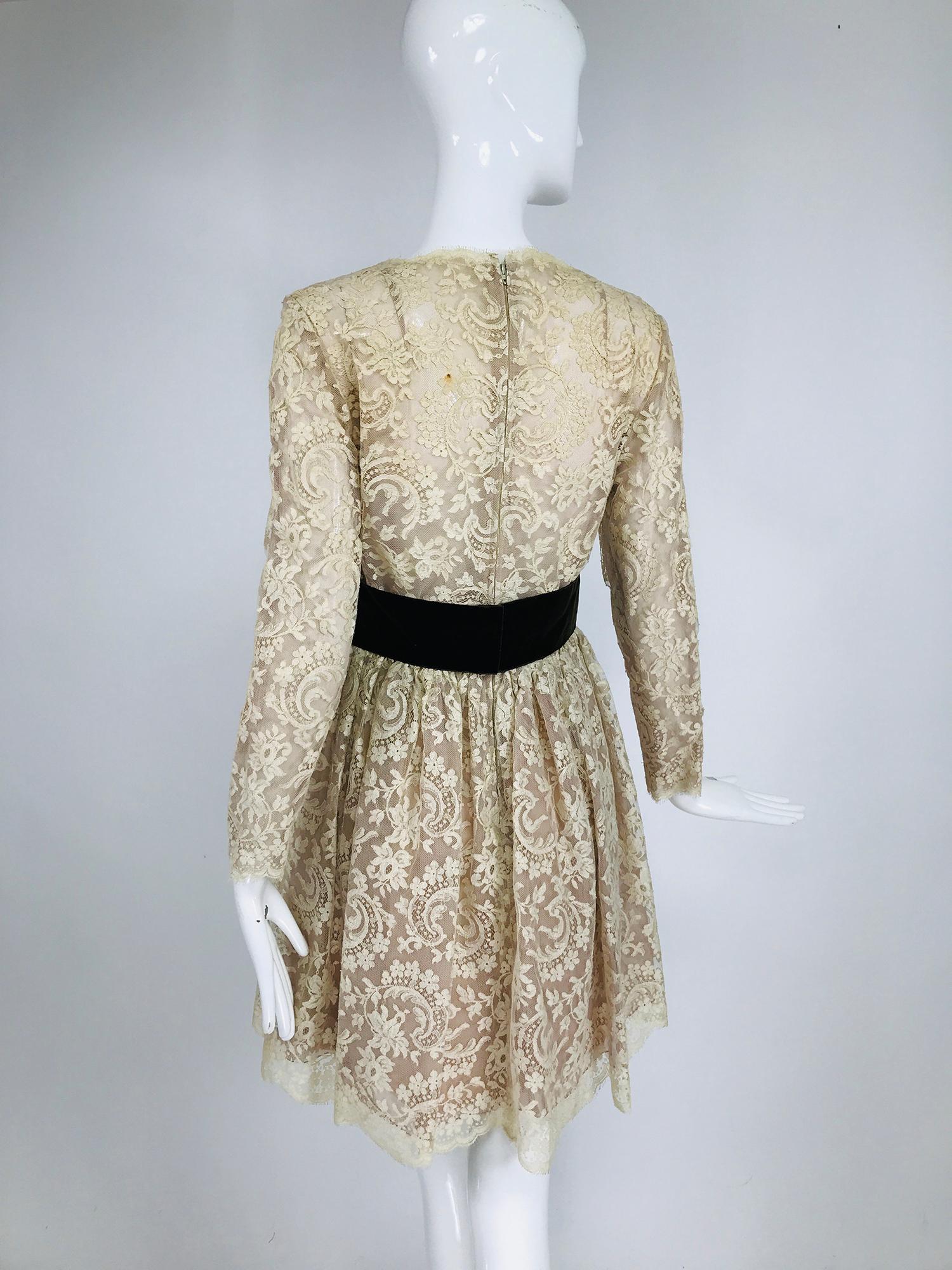 Women's Vintage Rembrandt 1960s Cream Lace Baby Doll Dress For Sale