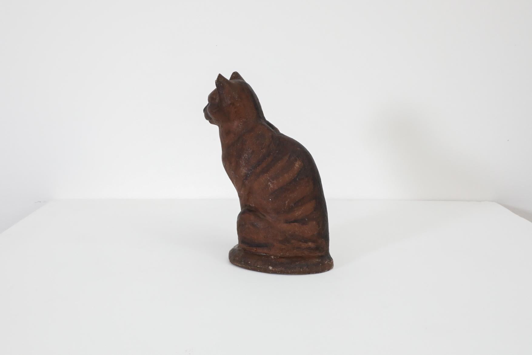 Mid-Century Modern Vintage Rembrandt Bugatti Style Cat With Pale Yellow Glass Eye For Sale