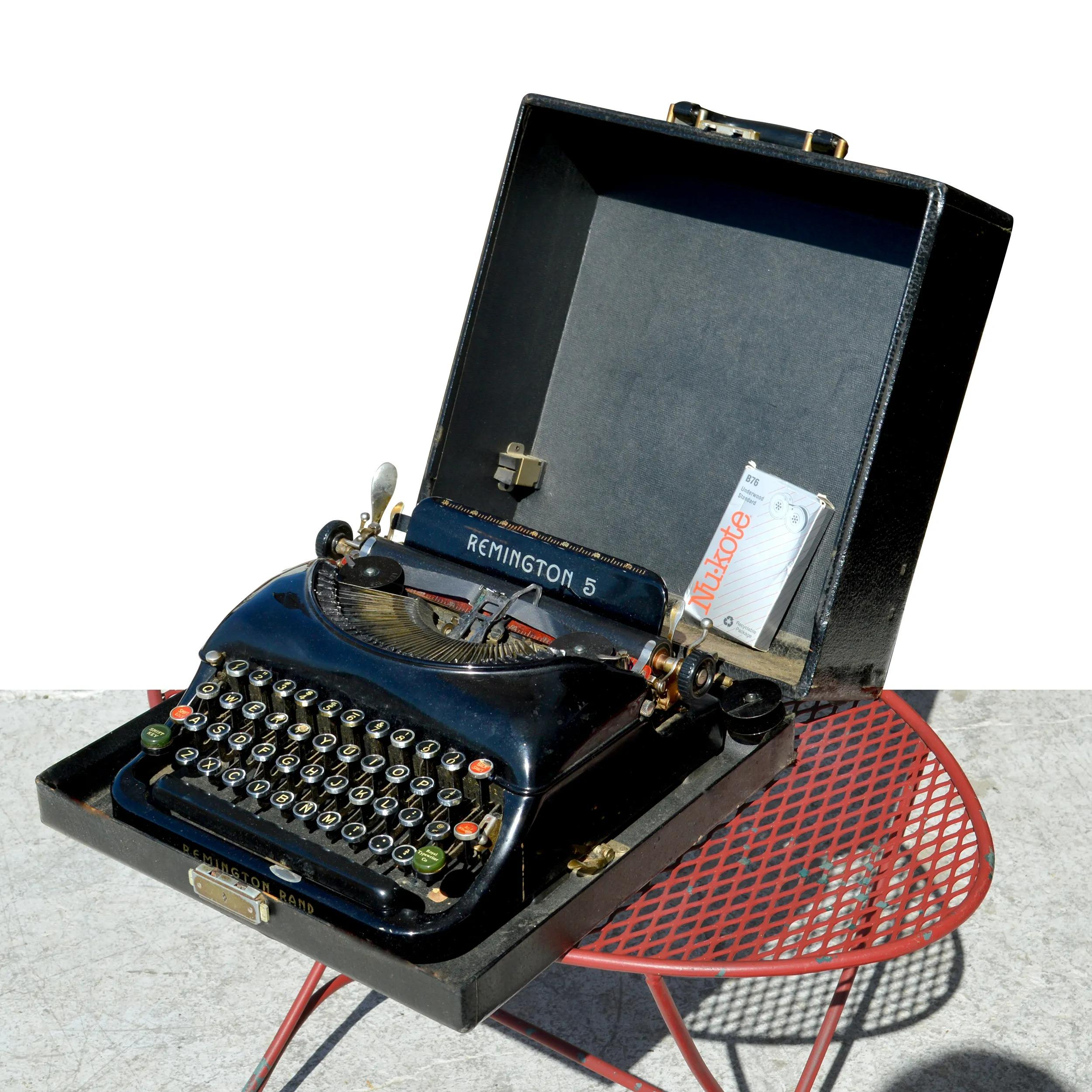 Mid-20th Century Vintage Remington Rand Model 5 Typewriter with Portable Carrying Case For Sale
