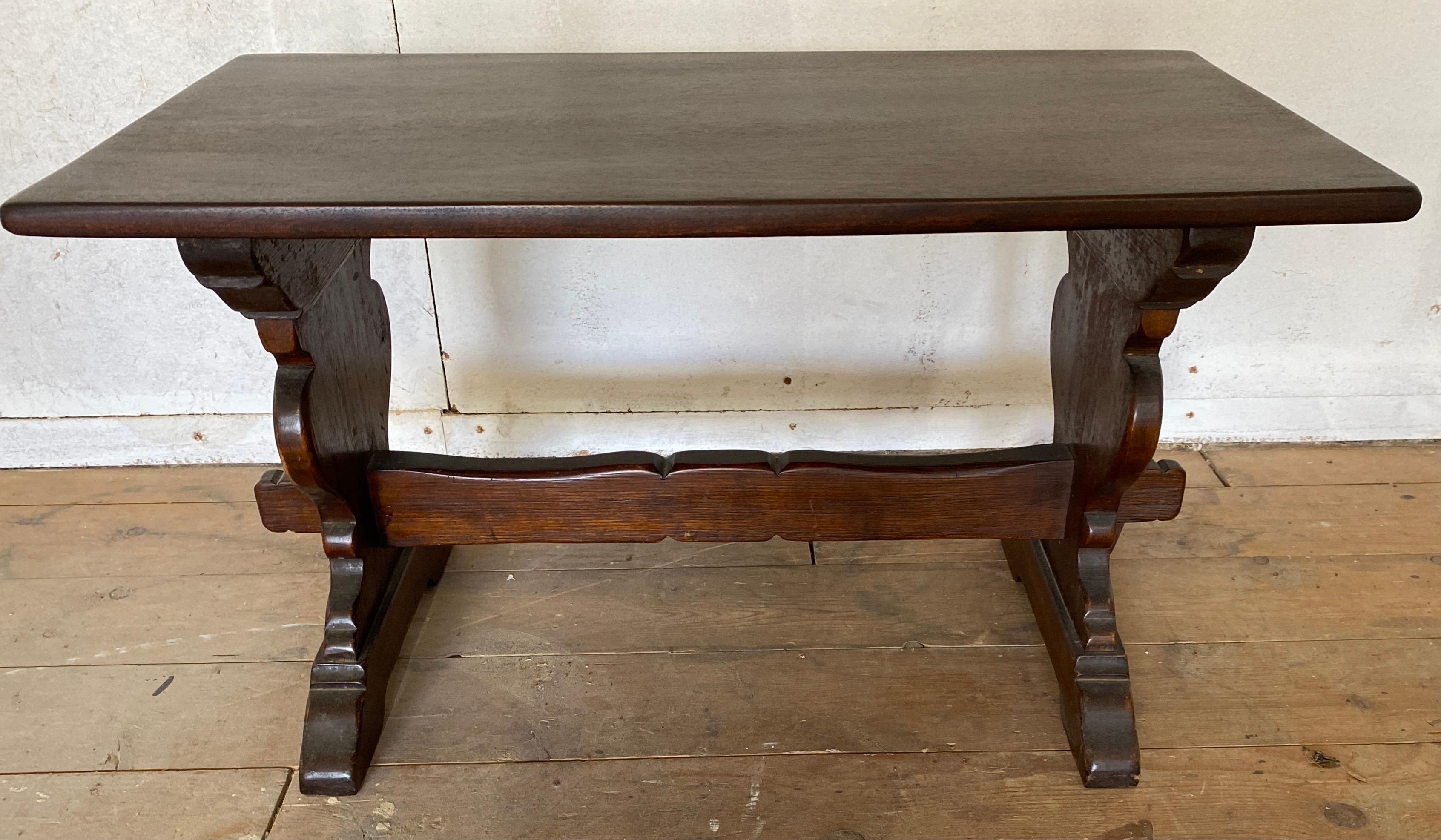 Renaissance Style Carved Bench or Coffee Table In Good Condition For Sale In Sheffield, MA