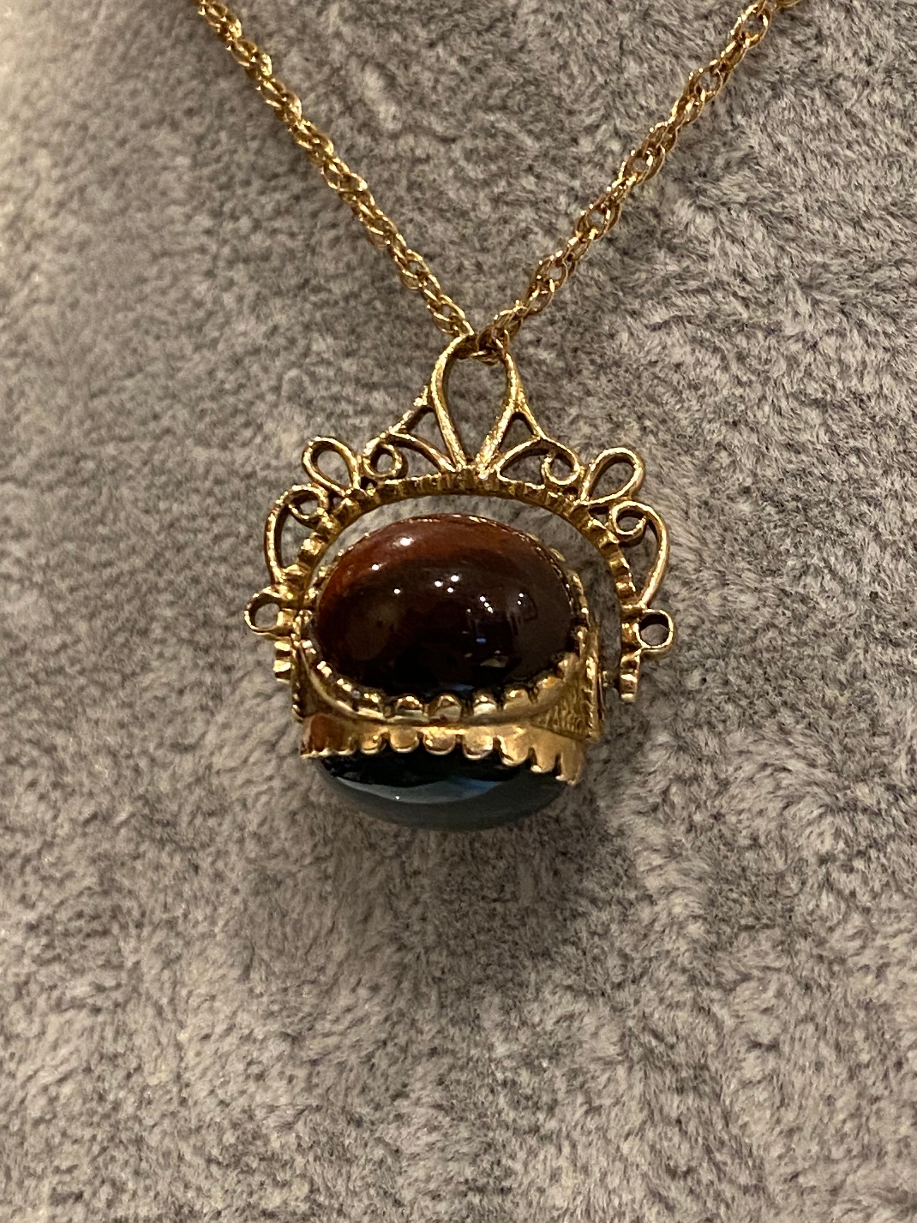 Vintage Renaissance Style Gold Swivel Fob Pendant: Malachite, Agate, Tiger's Eye For Sale 2