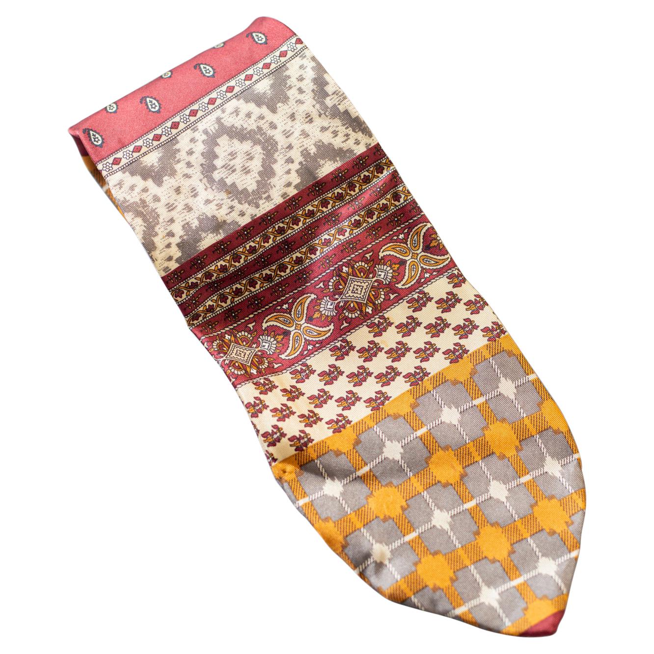 Vintage Renato Balestra all-silk tie For Sale