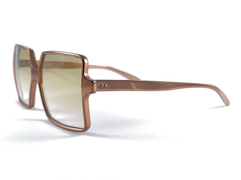 Vintage Renauld Copper Oversized Frame Olive Gradient Lenses Sunglasses