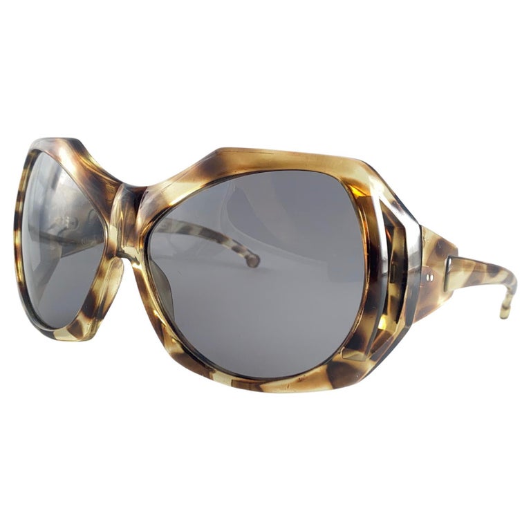 Vintage Renauld Oversized Frame Grey Lens 1970 Sunglasses  display picture 1