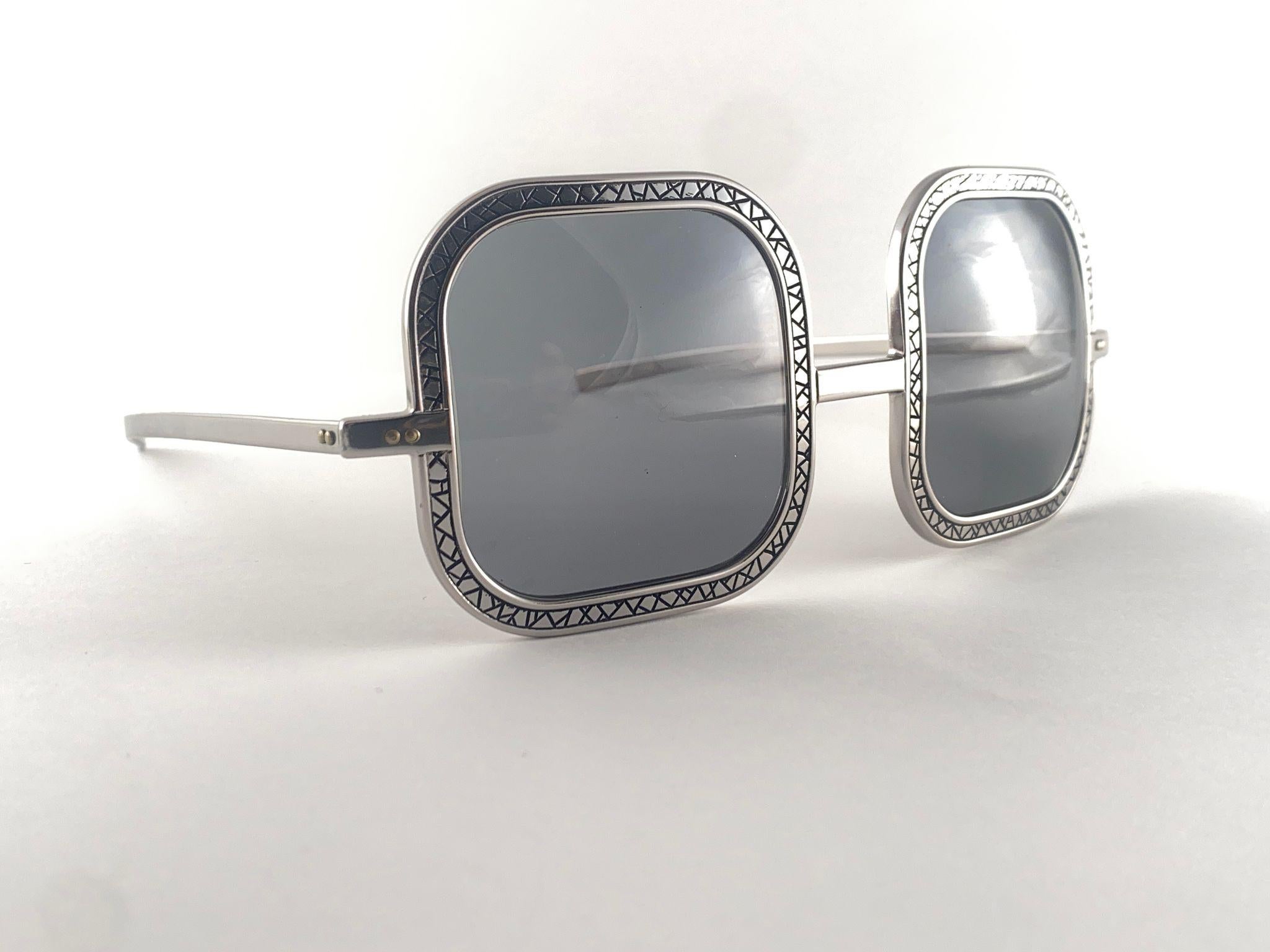 Vintage Renauld Silver Oversized Frame Grey Lens 1970 Sunglasses Made in USA For Sale 1