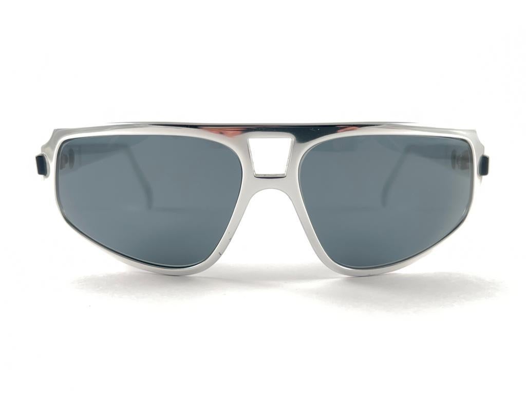 Vintage Renauld Silver Oversized Frame Grey Lens 1980 Sunglasses Made in USA For Sale 6