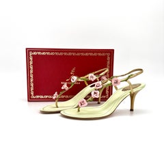 Vintage-Sandalen von Rene Caovilla mit Riemchen am Knöchel und Absatz, mit Rosenknospen-Motiv, Größe 38
