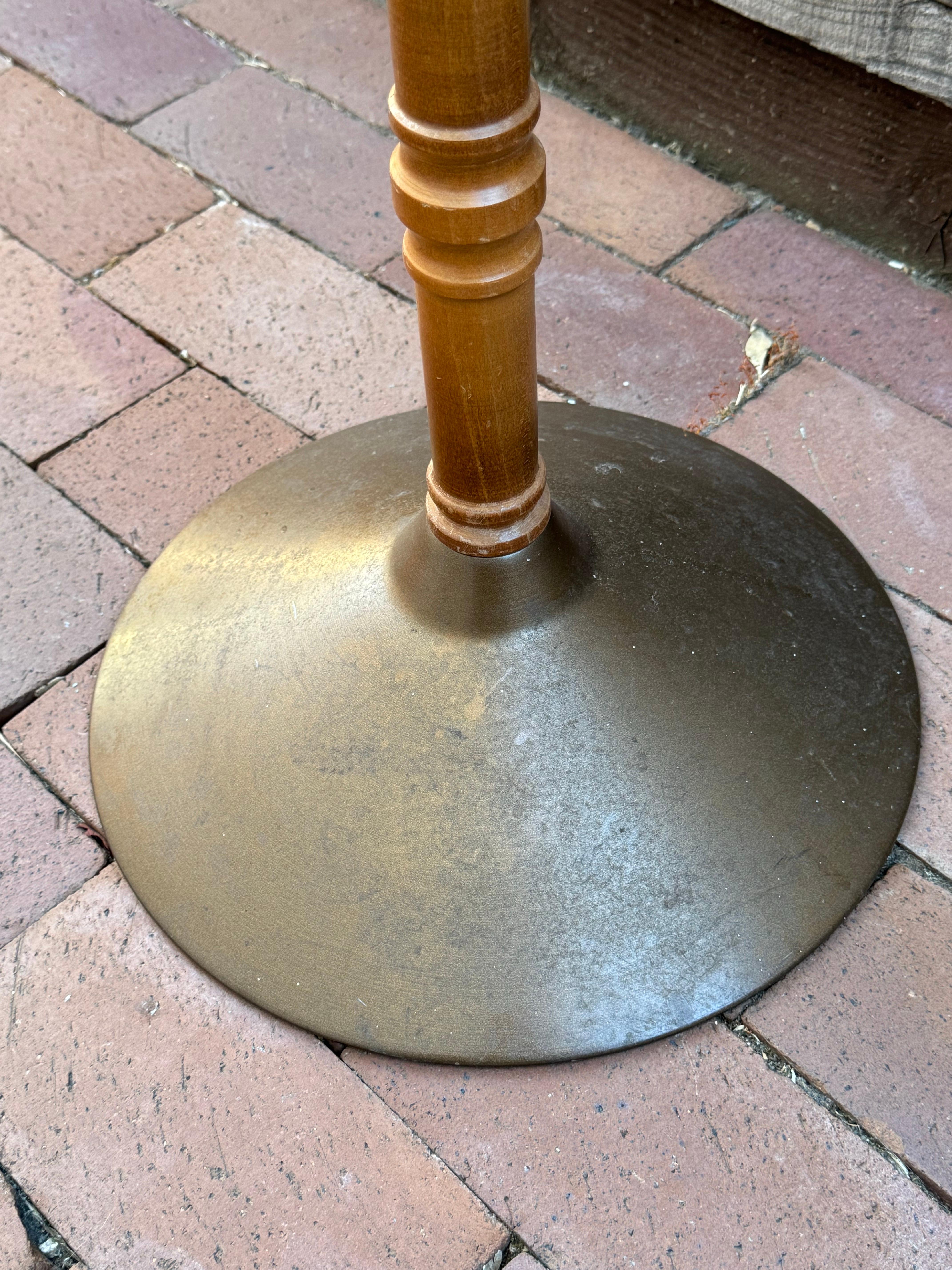 Replogle Globes d'epoca su cavalletto in vendita 2