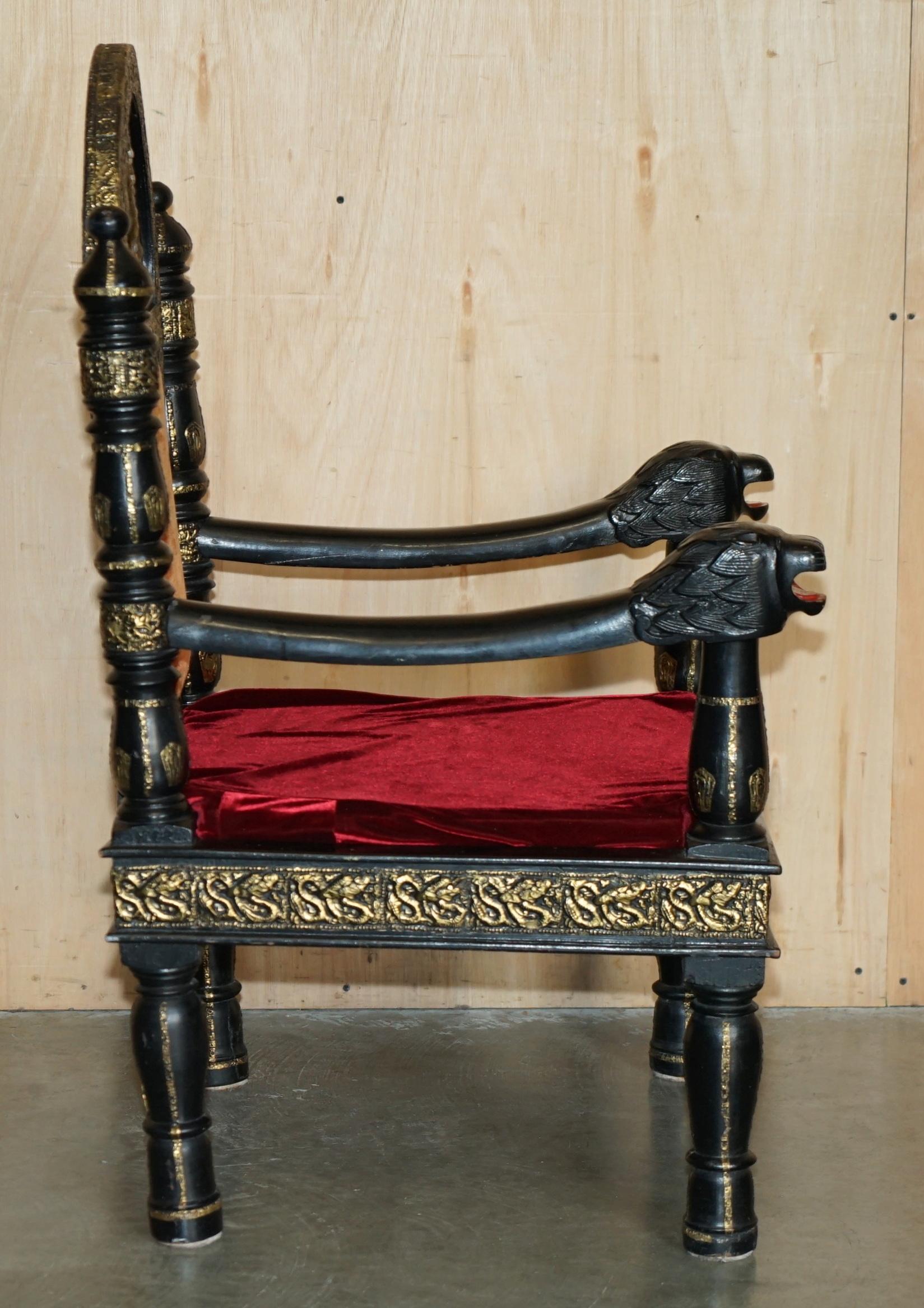 VINTAGE REPOUSE METAL INDIO CIRCA 1950's SILLÓN CON CABEZA DE PANTERA EBONIZADA en venta 5