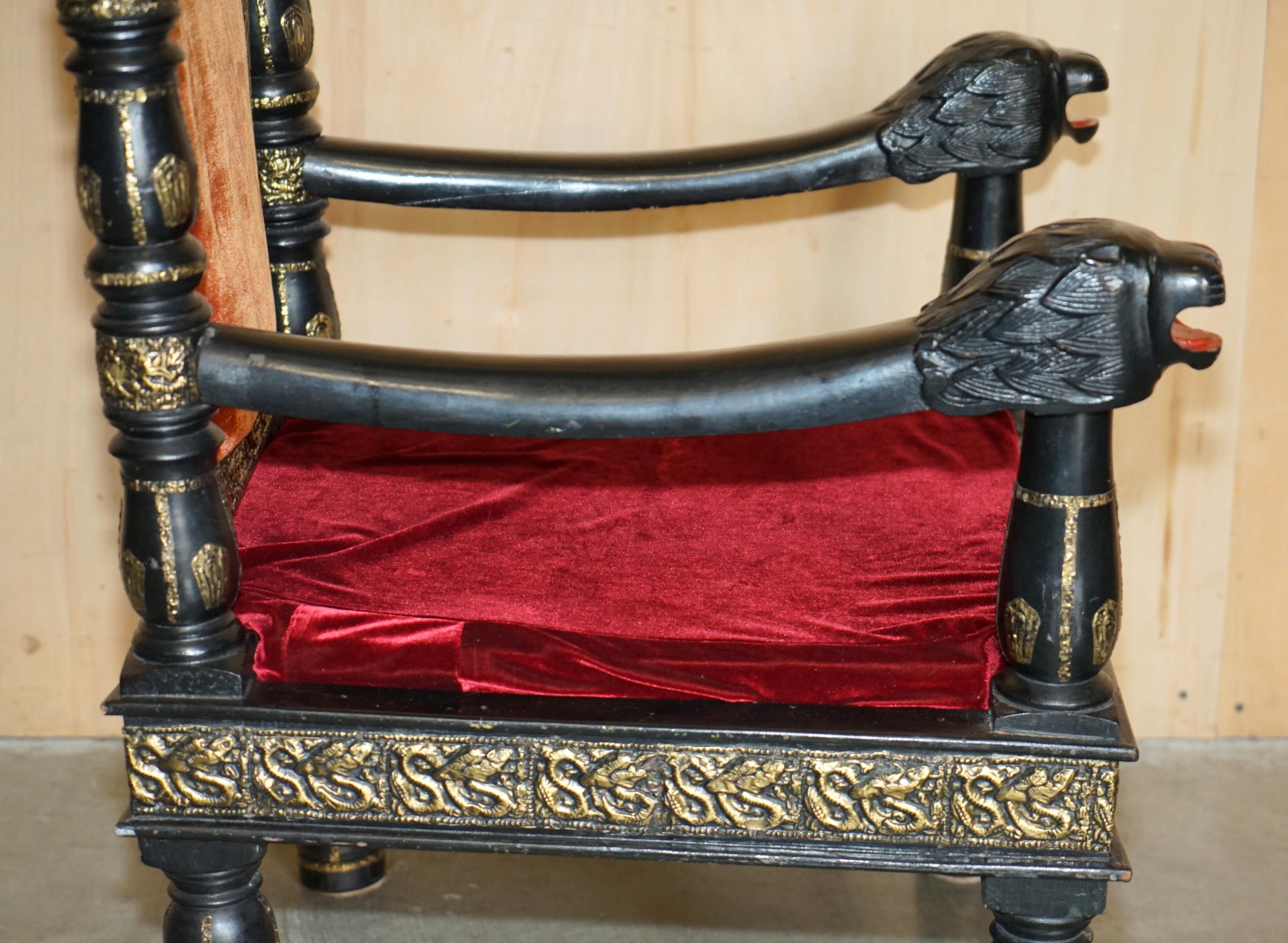 VINTAGE REPOUSE METAL INDIO CIRCA 1950's SILLÓN CON CABEZA DE PANTERA EBONIZADA en venta 6