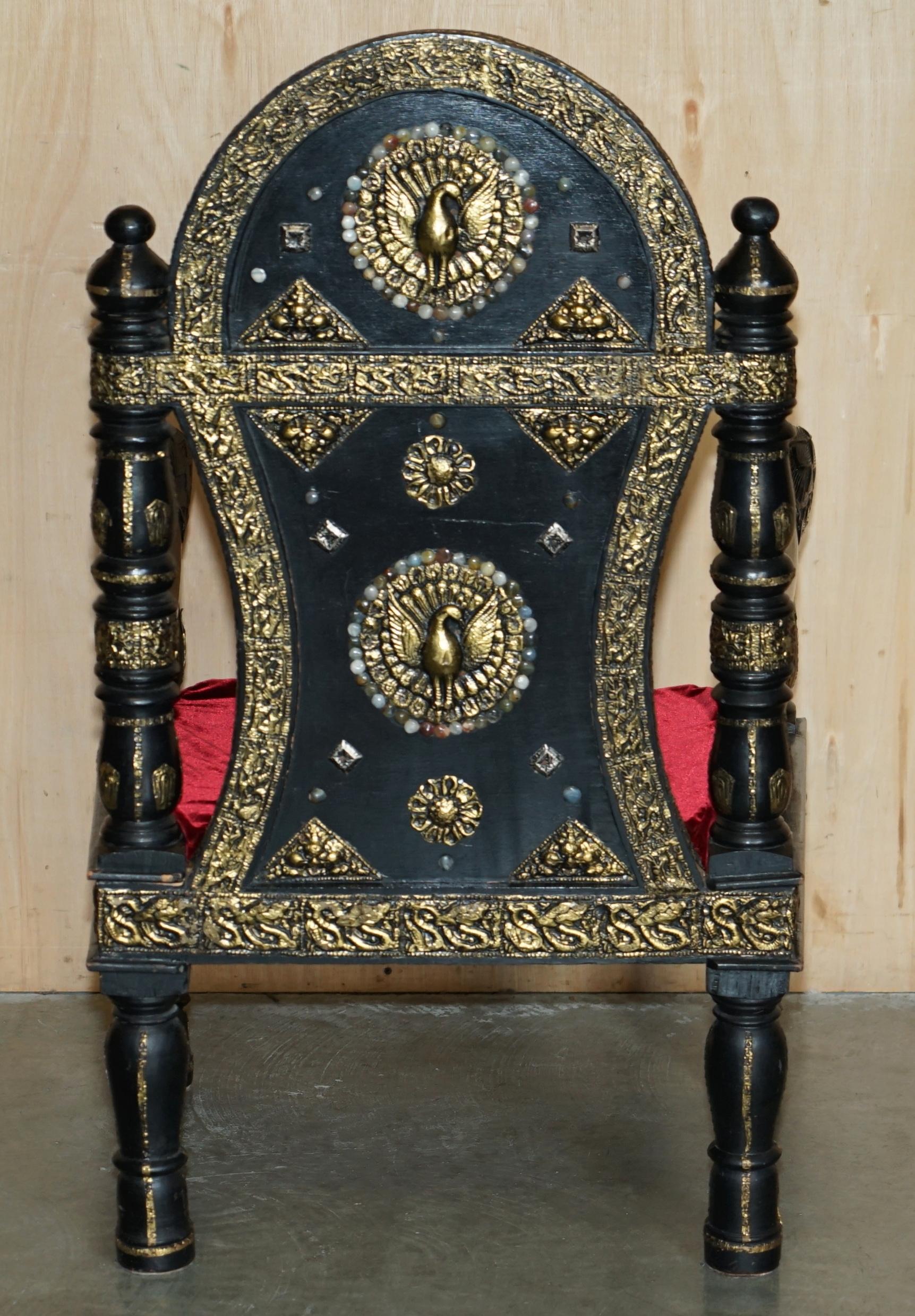 VINTAGE REPOUSE METAL INDIO CIRCA 1950's SILLÓN CON CABEZA DE PANTERA EBONIZADA en venta 7