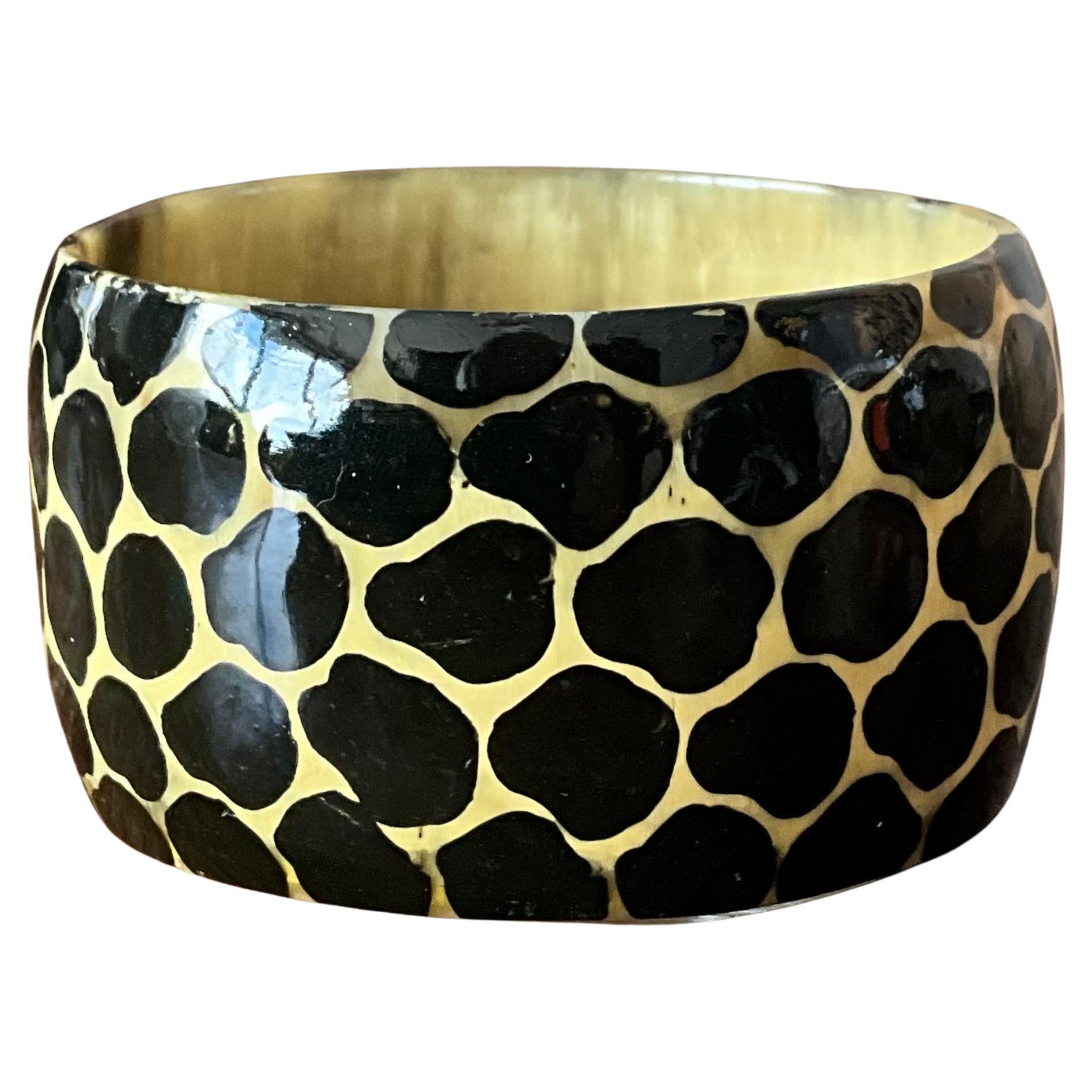 Bracelet vintage en résine de girafe du Kenya en vente