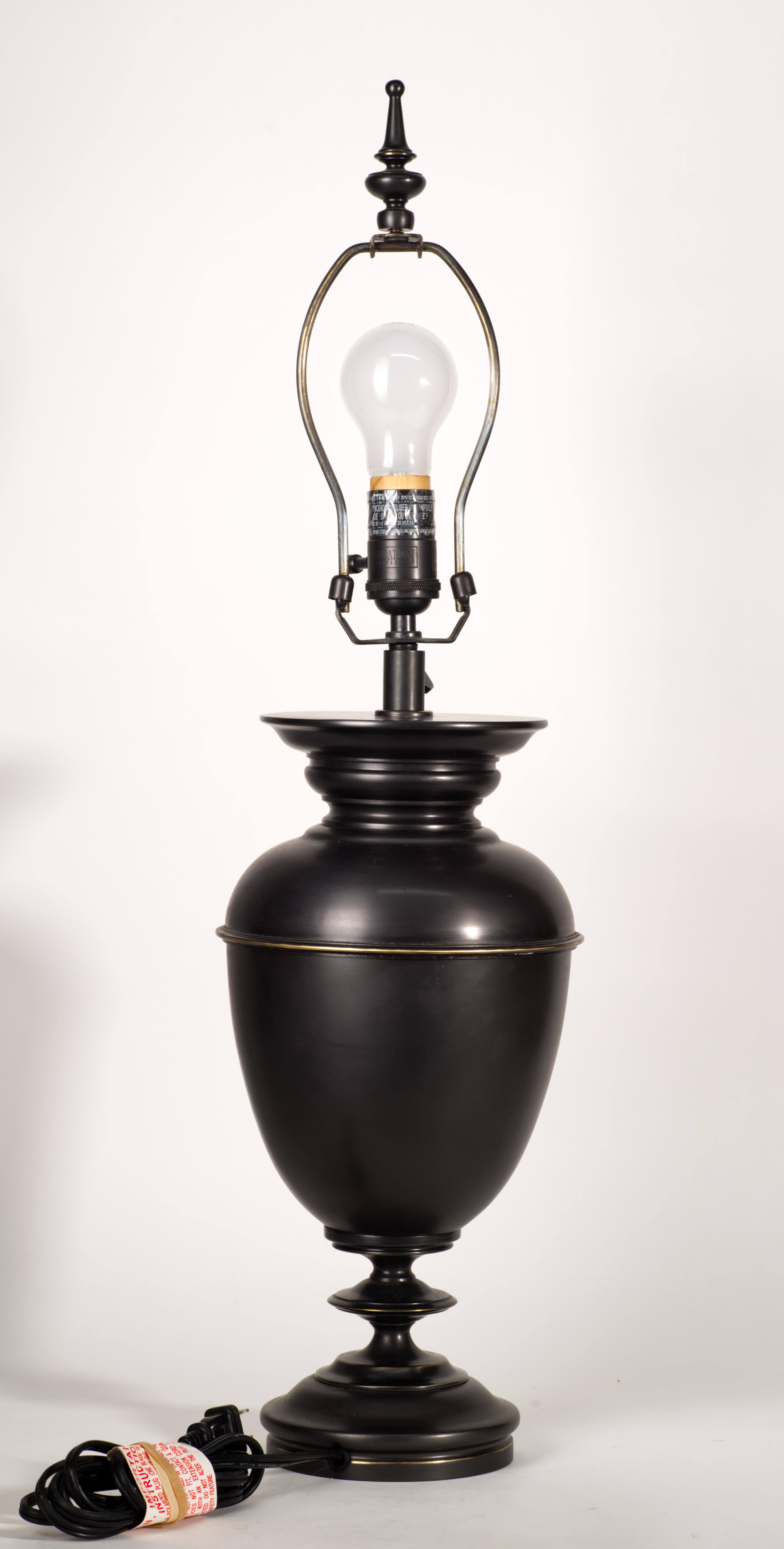 Vintage Restoration Hardware Bronze Urn Table Lamp In Good Condition For Sale In Clifton Springs, NY