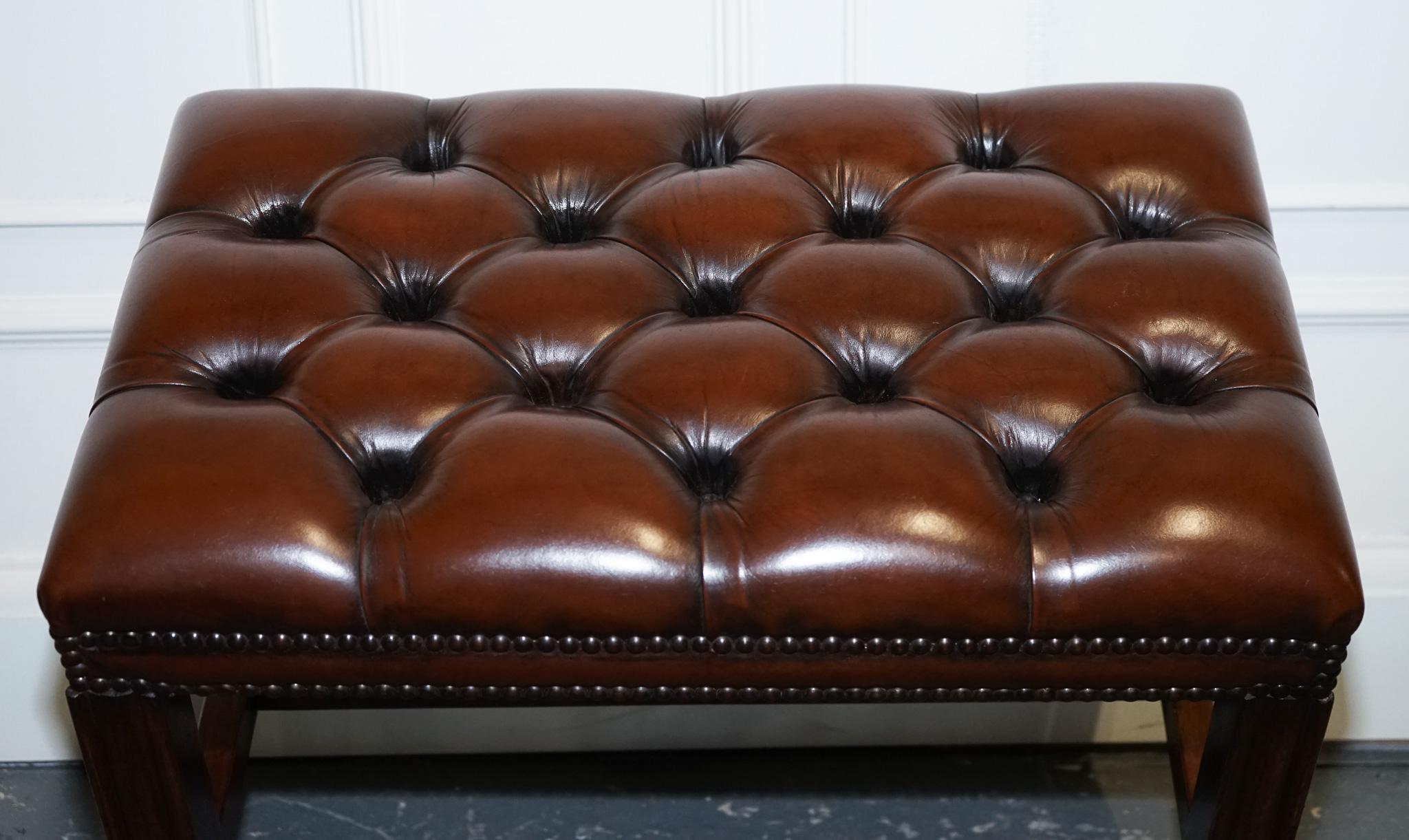 VINTAGE RESTORED CHESTERFiELD HAND DYED BROWN LEATHER TUFFED FOOTSTOOL (1/2) For Sale 8