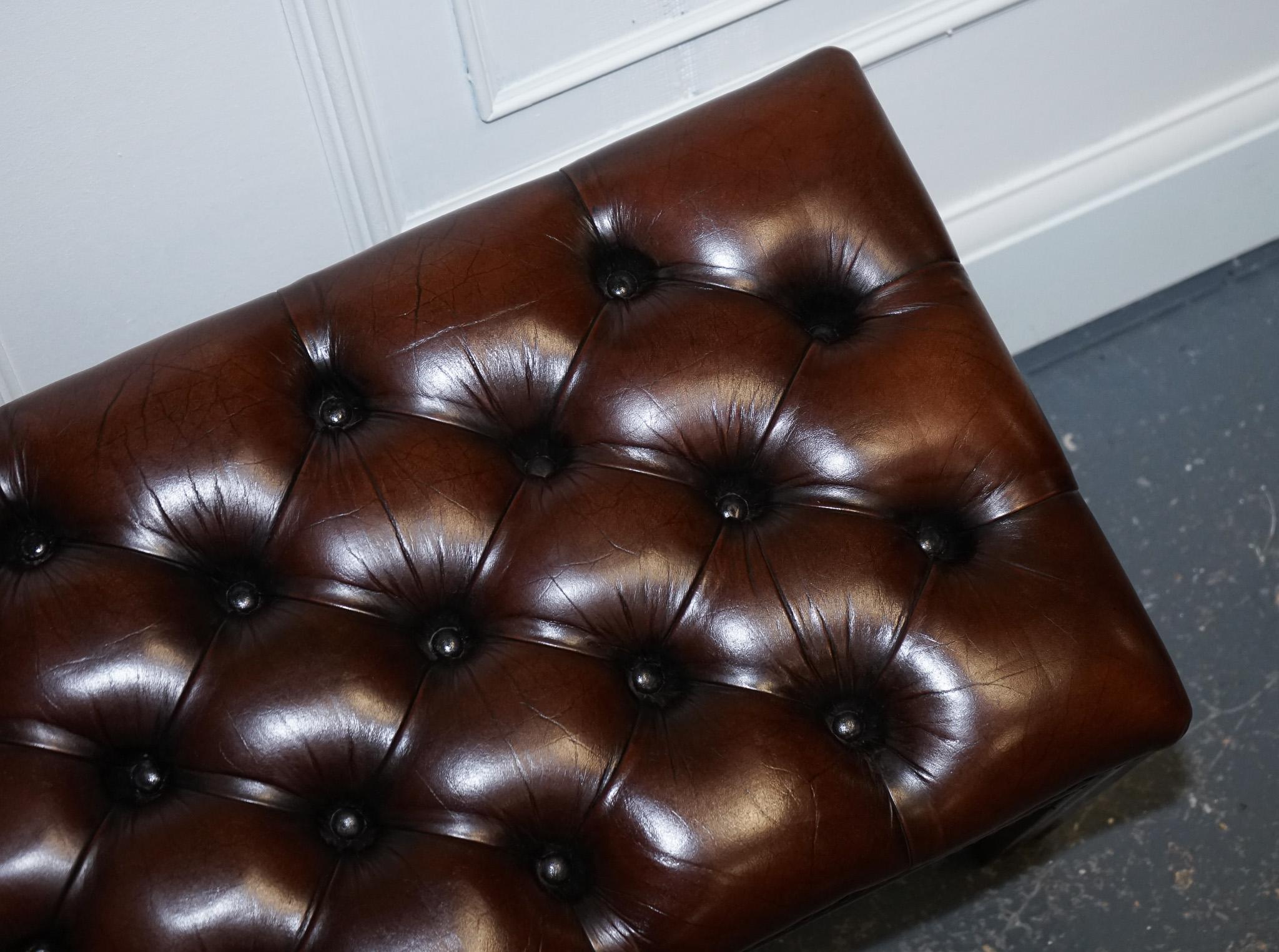 VINTAGE RESTORED CHESTERFiELD HAND DYED BROWN LEATHER TUFFED FOOTSTOOL (2/2) For Sale 3