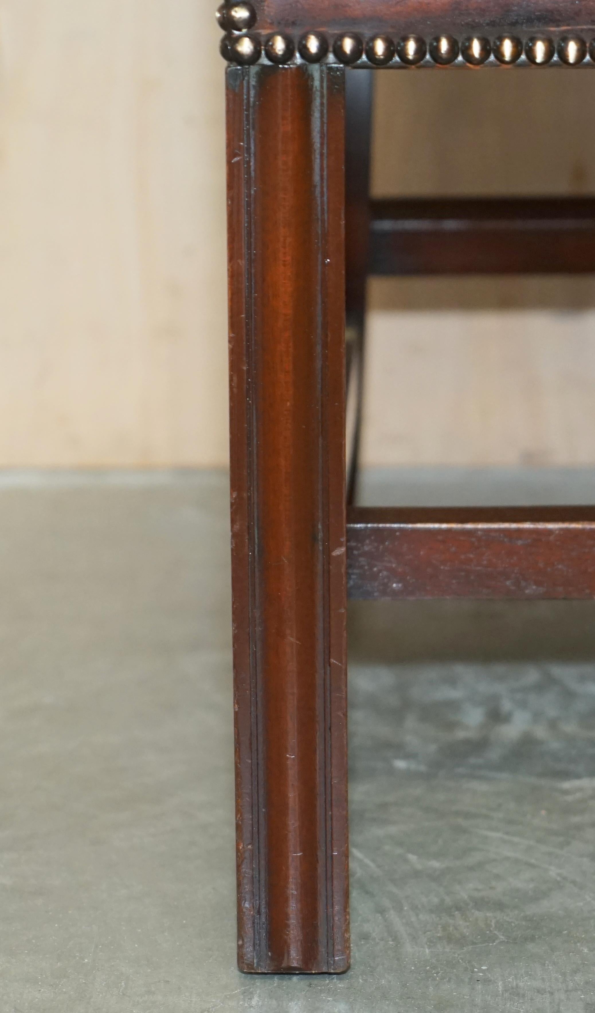 VINTAGE RESTORED GAINSBOROUGH HAND DYED WHISKY BROWN LEATHER OFFICE DESK CHAiR For Sale 4