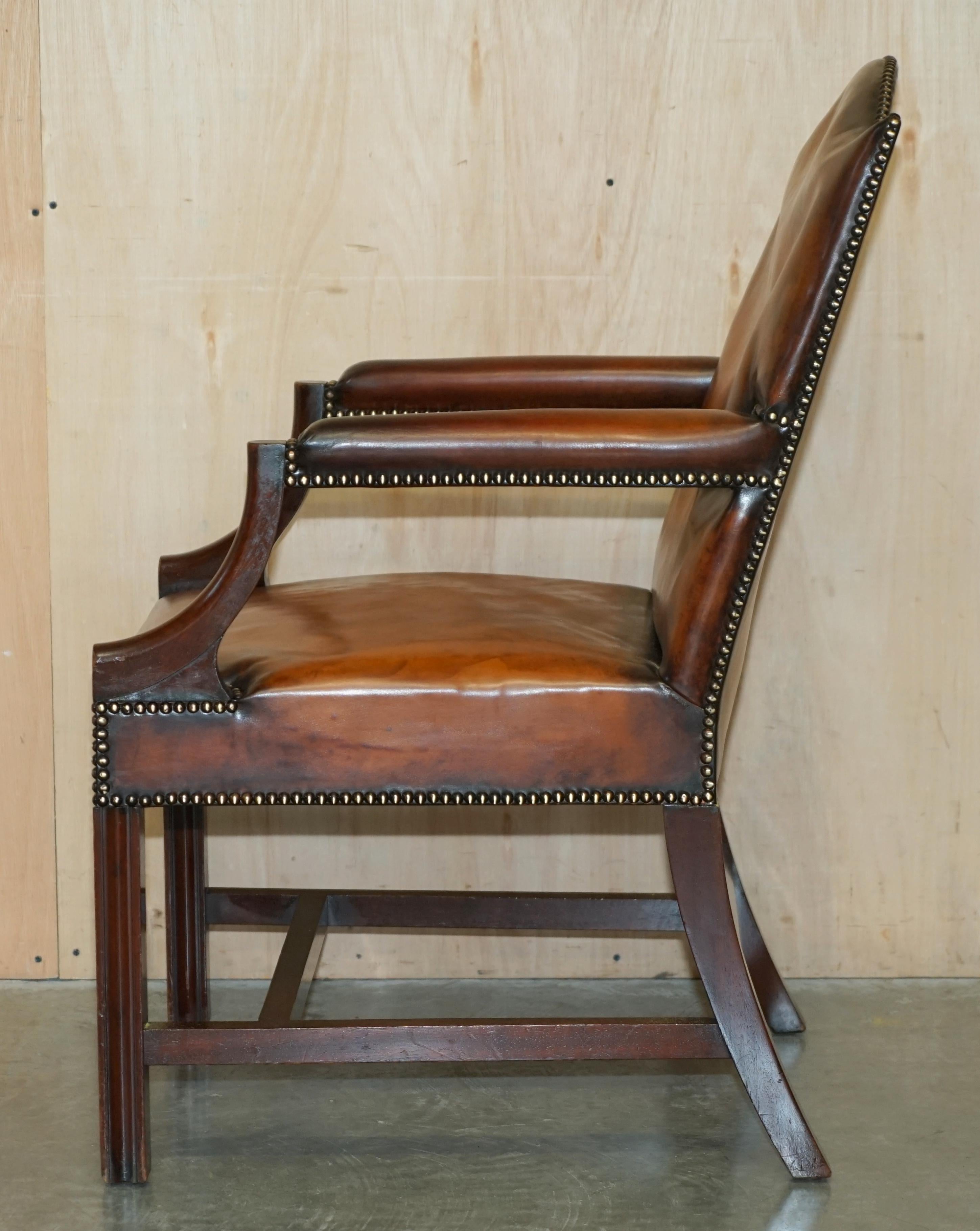 VINTAGE RESTORED GAINSBOROUGH HAND DYED WHISKY BROWN LEATHER OFFICE DESK CHAiR For Sale 13