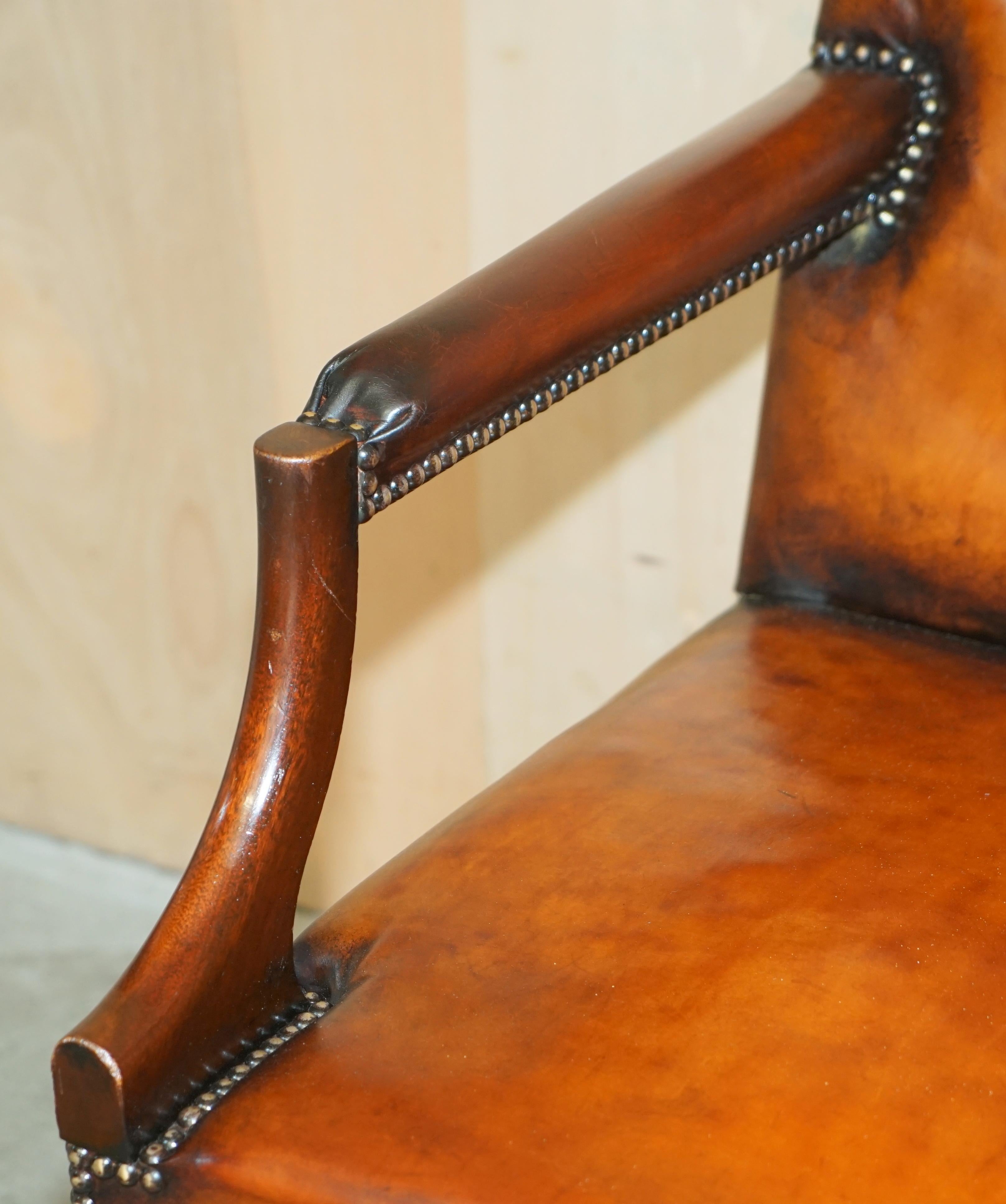 Leather VINTAGE RESTORED GAINSBOROUGH HAND DYED WHISKY BROWN LEATHER OFFICE DESK CHAiR For Sale