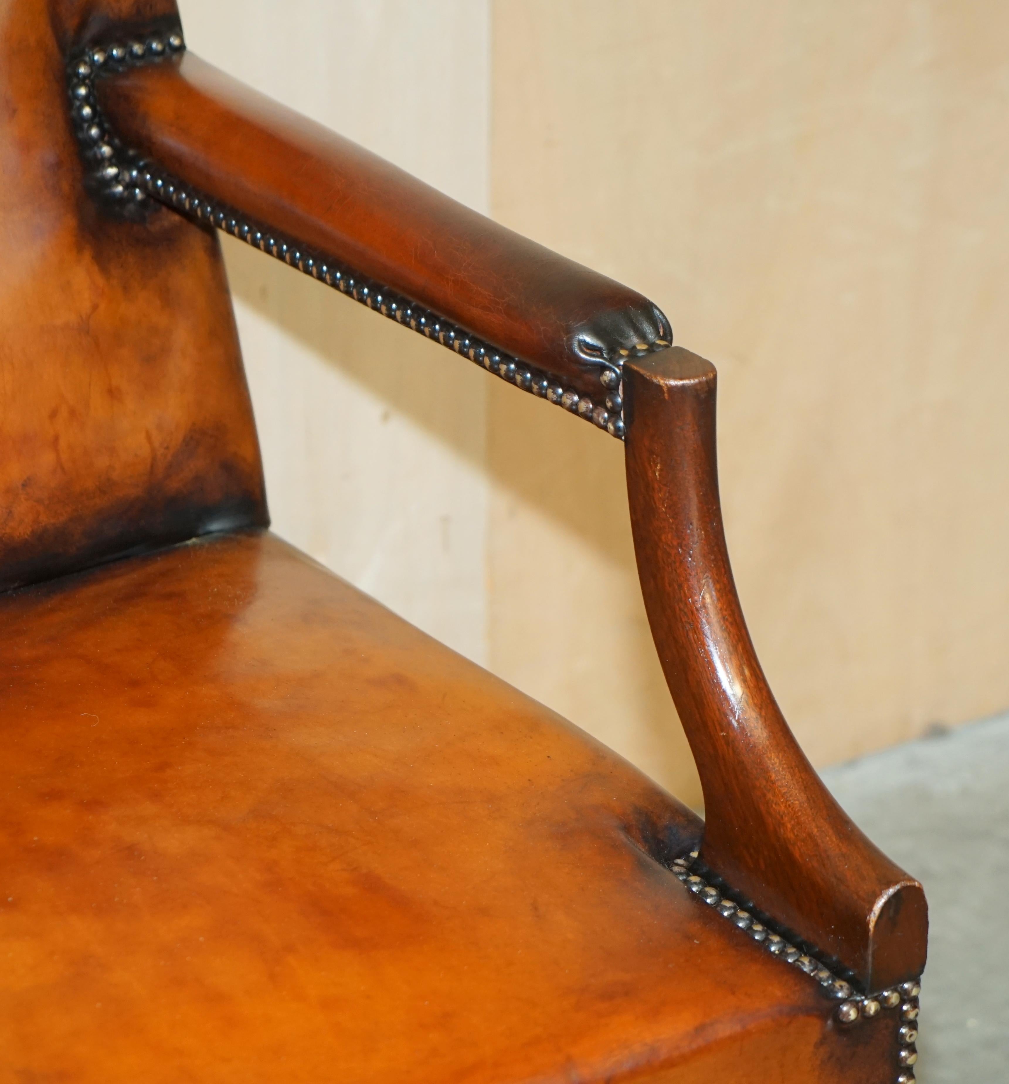 VINTAGE RESTORED GAINSBOROUGH HAND DYED WHISKY BROWN LEATHER OFFICE DESK CHAiR For Sale 1