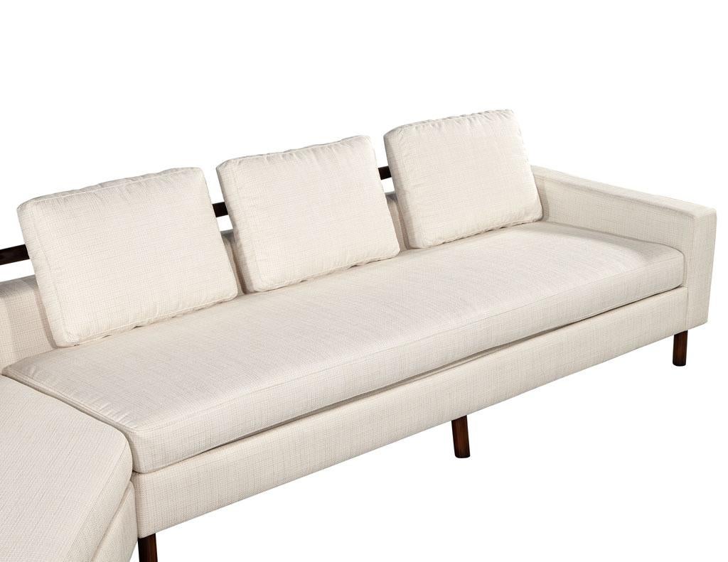 Restauriertes Mid-Century Modern 2-pc-Sofa, 1970er Jahre, USA im Angebot 6